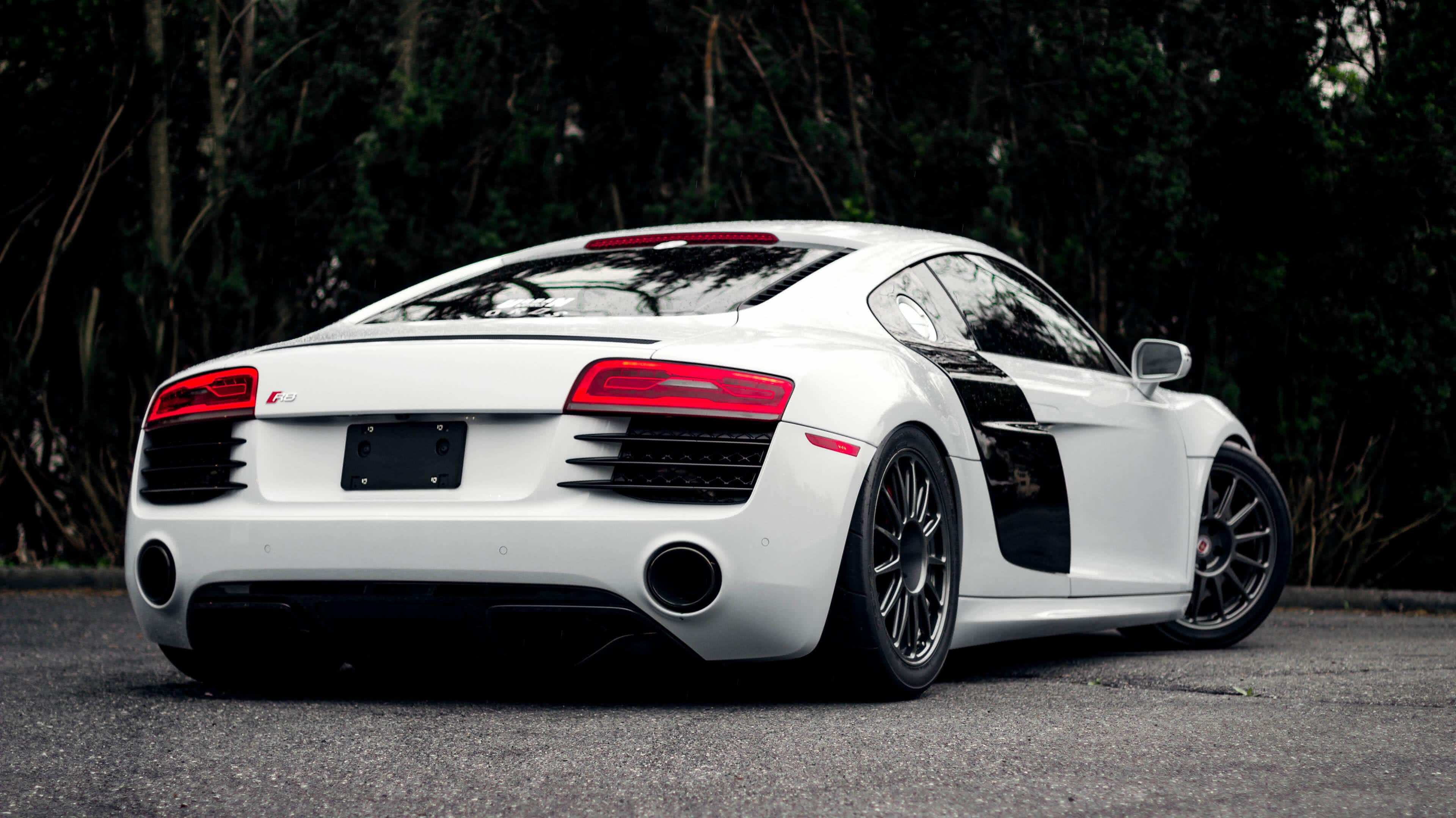 3840x2160 White Audi R8 UHD 4K Wallpaper