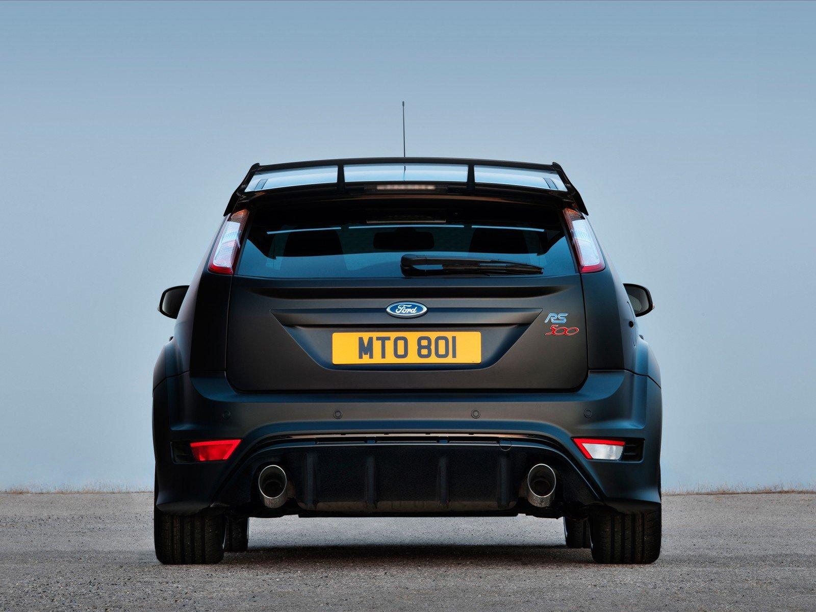 1600x1200 Ford Focus RS wallpaper HD for desktop background