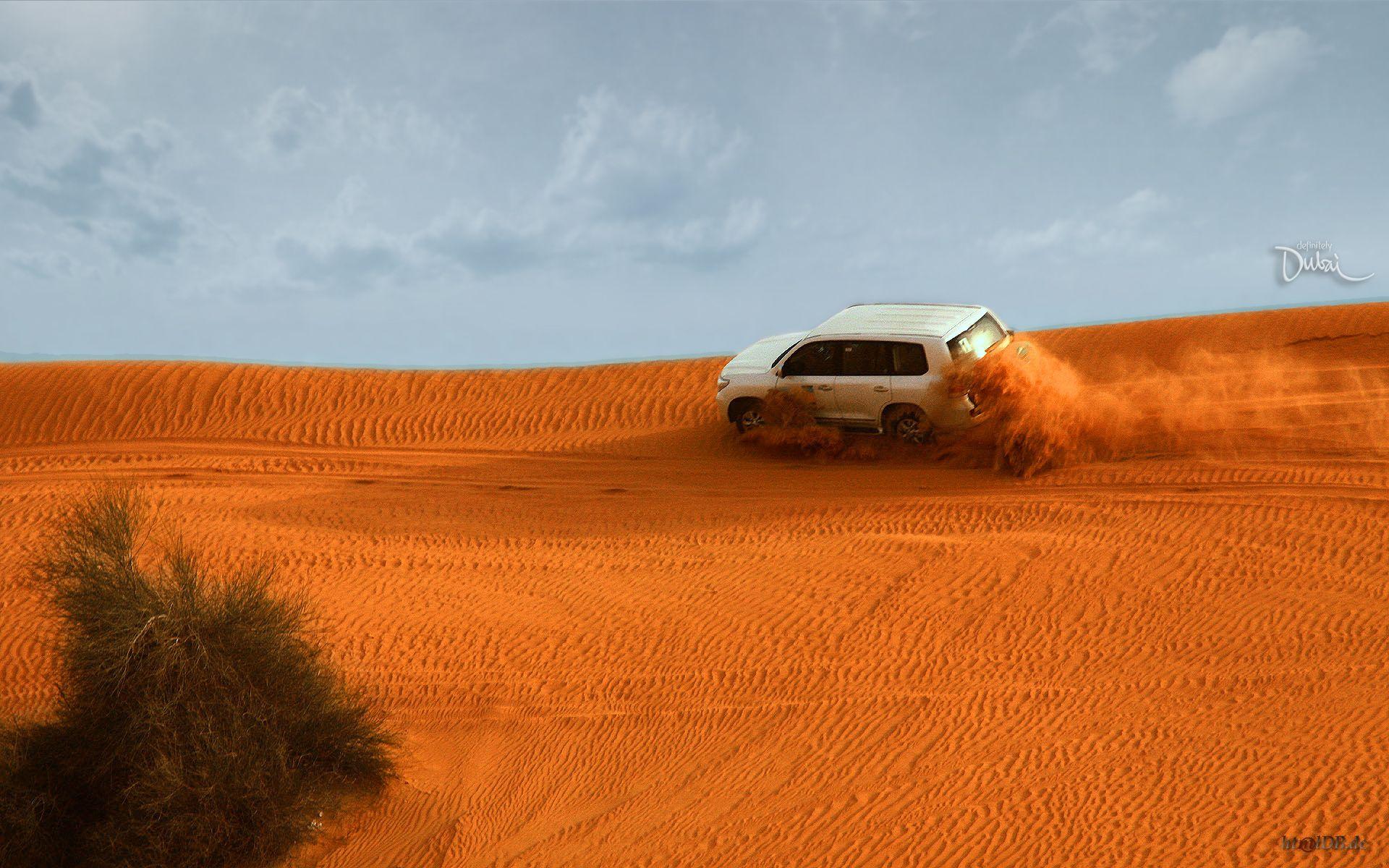 1920x1200 Desert Trip Dubai LandCruiser