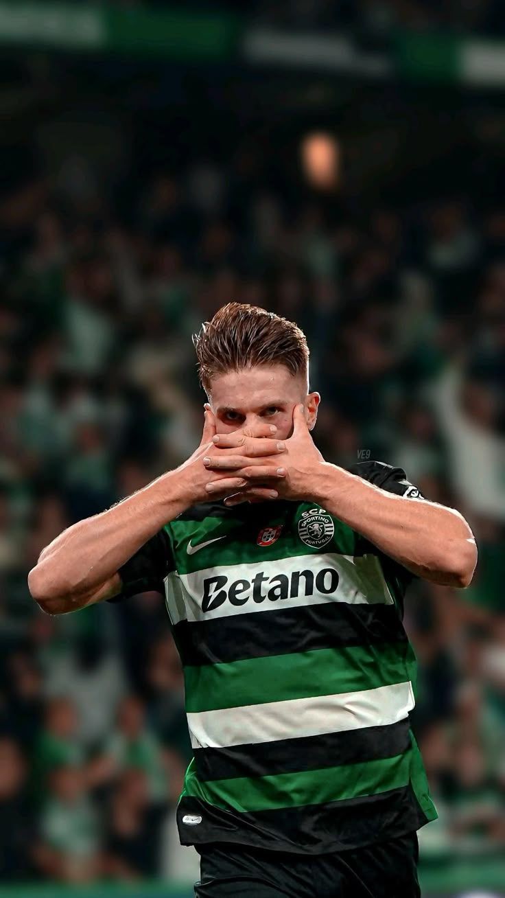 736x1308 Viktor Gyokeres