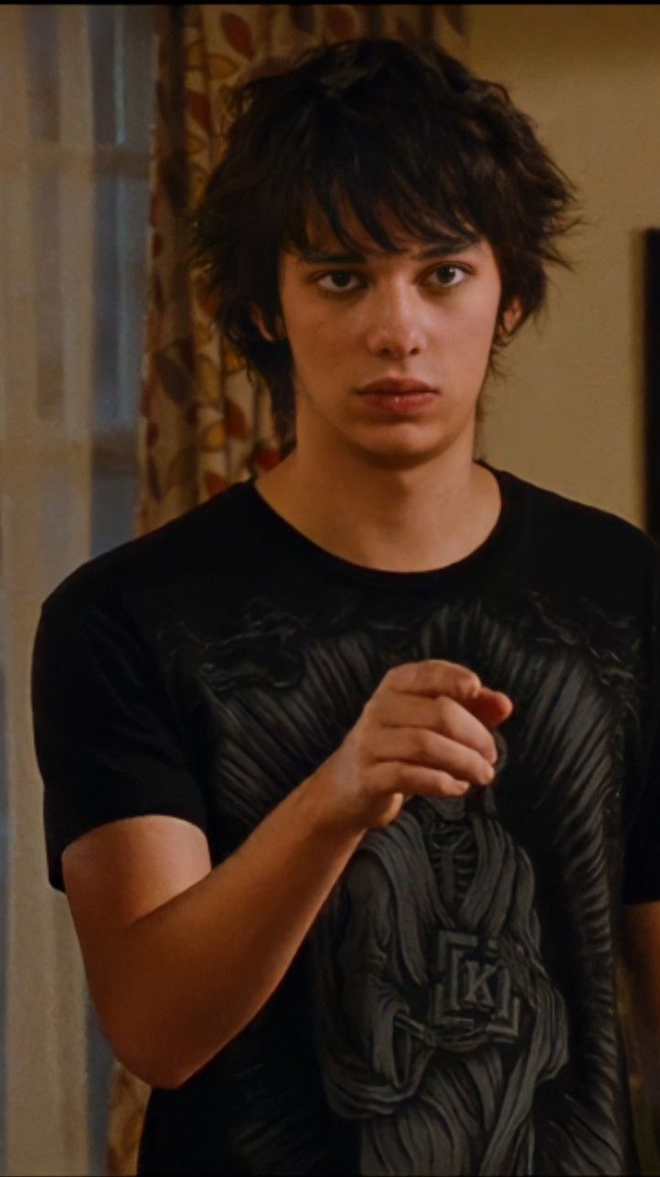 722x1288 Rodrick heffley wallpaper