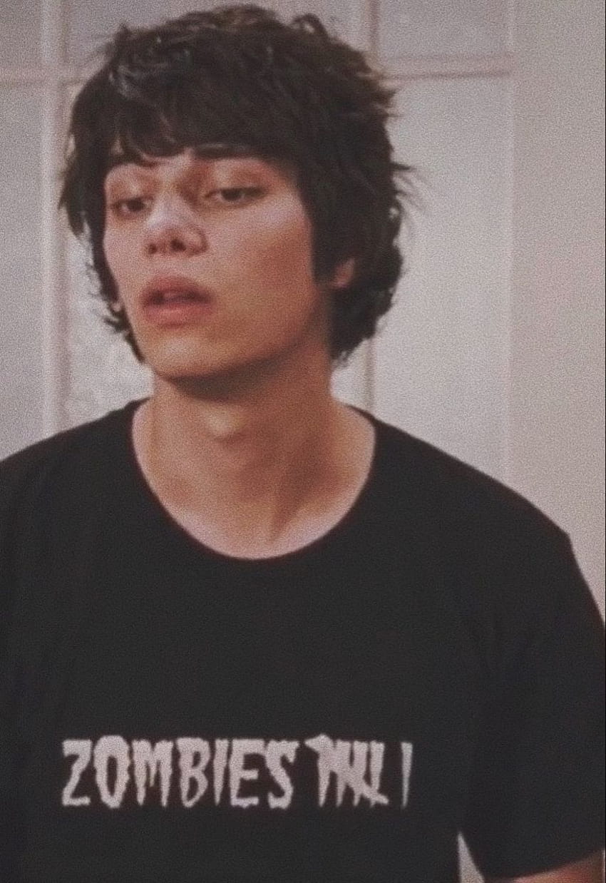 850x1238 Rodrick heffley <3 in 2020 HD phone wallpaper