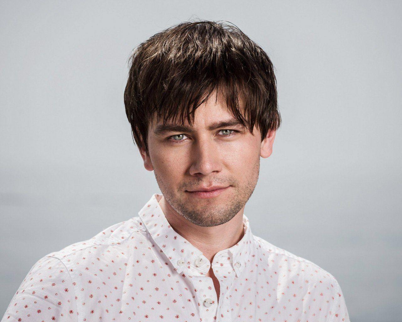 1280x1024 Torrance Coombs Wallpaper 58148 1280x1024px