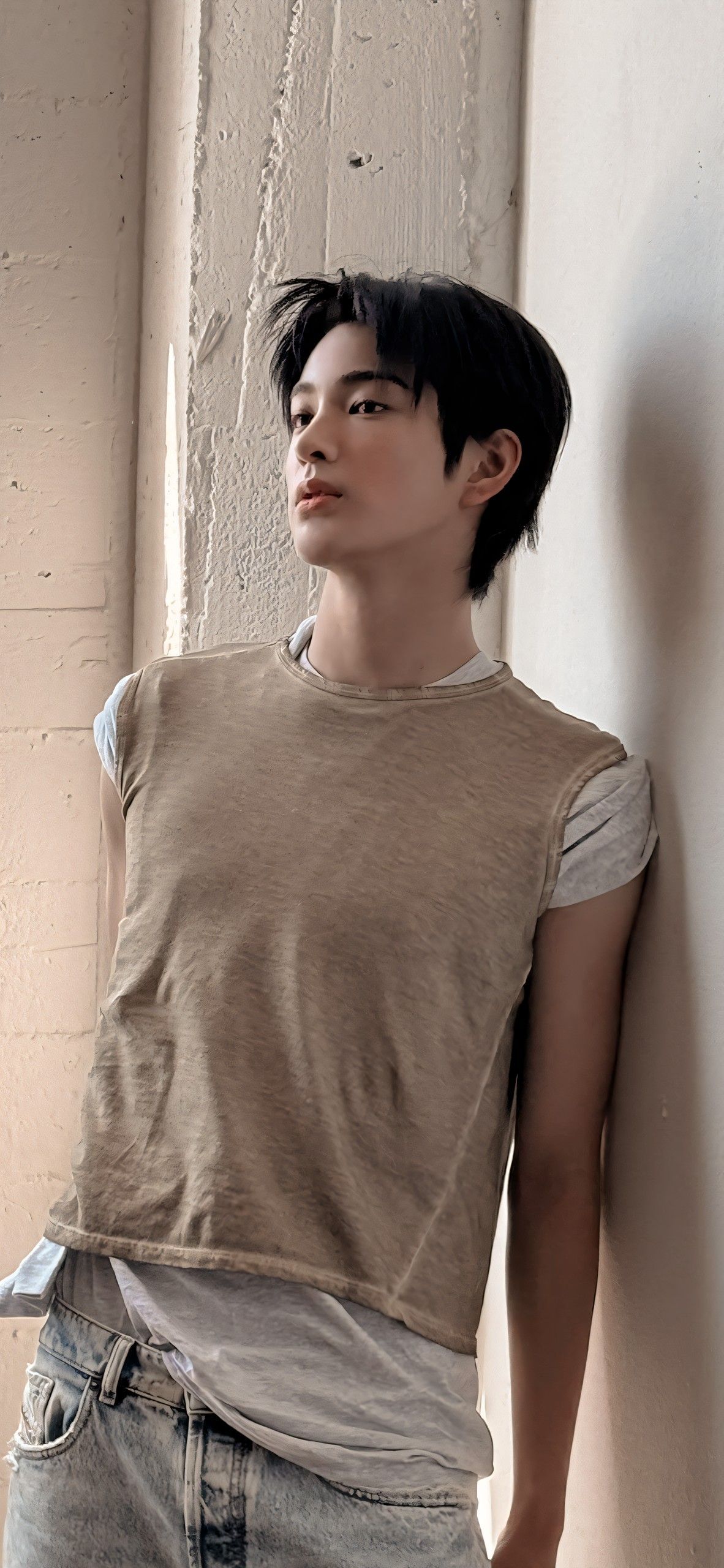 1182x2560 的42 个Keonho 点子. 名人, 安全帽, 帥哥