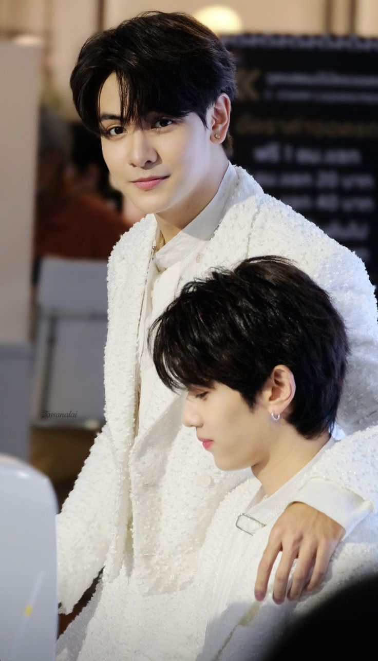 736x1288 JoongDunk