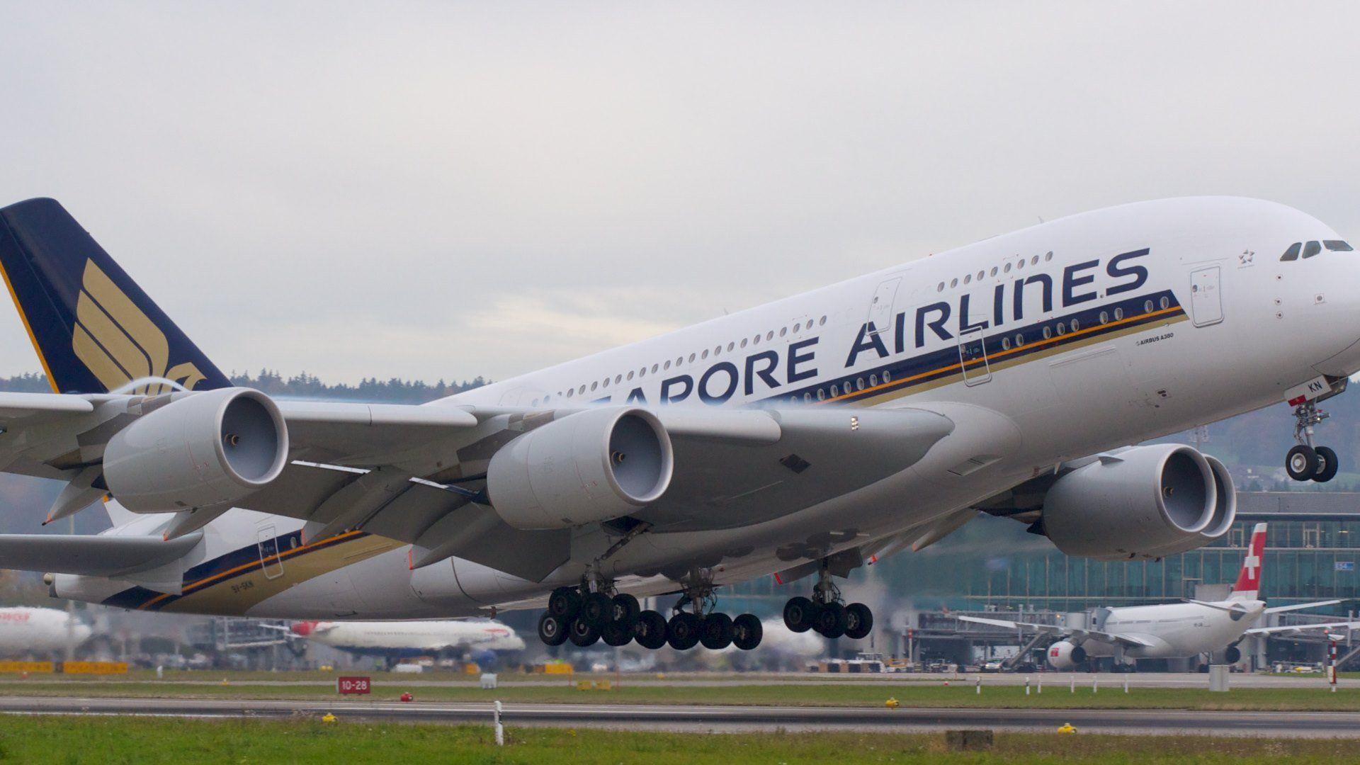1920x1080 Download desktop wallpaper Singapore Airlines & Fly Emirates