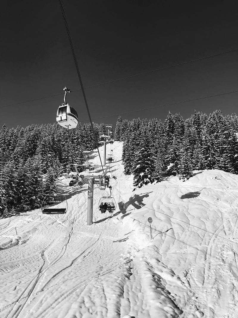 800x1067 HD ski lift and snow wallpaper