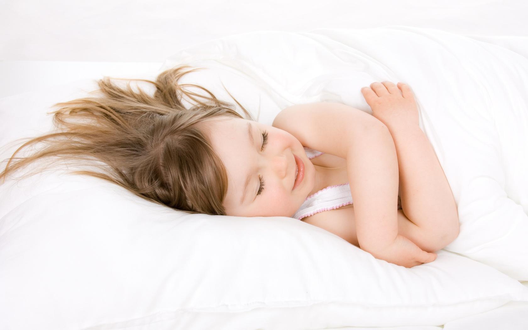 1680x1050 Asleep Wallpaper