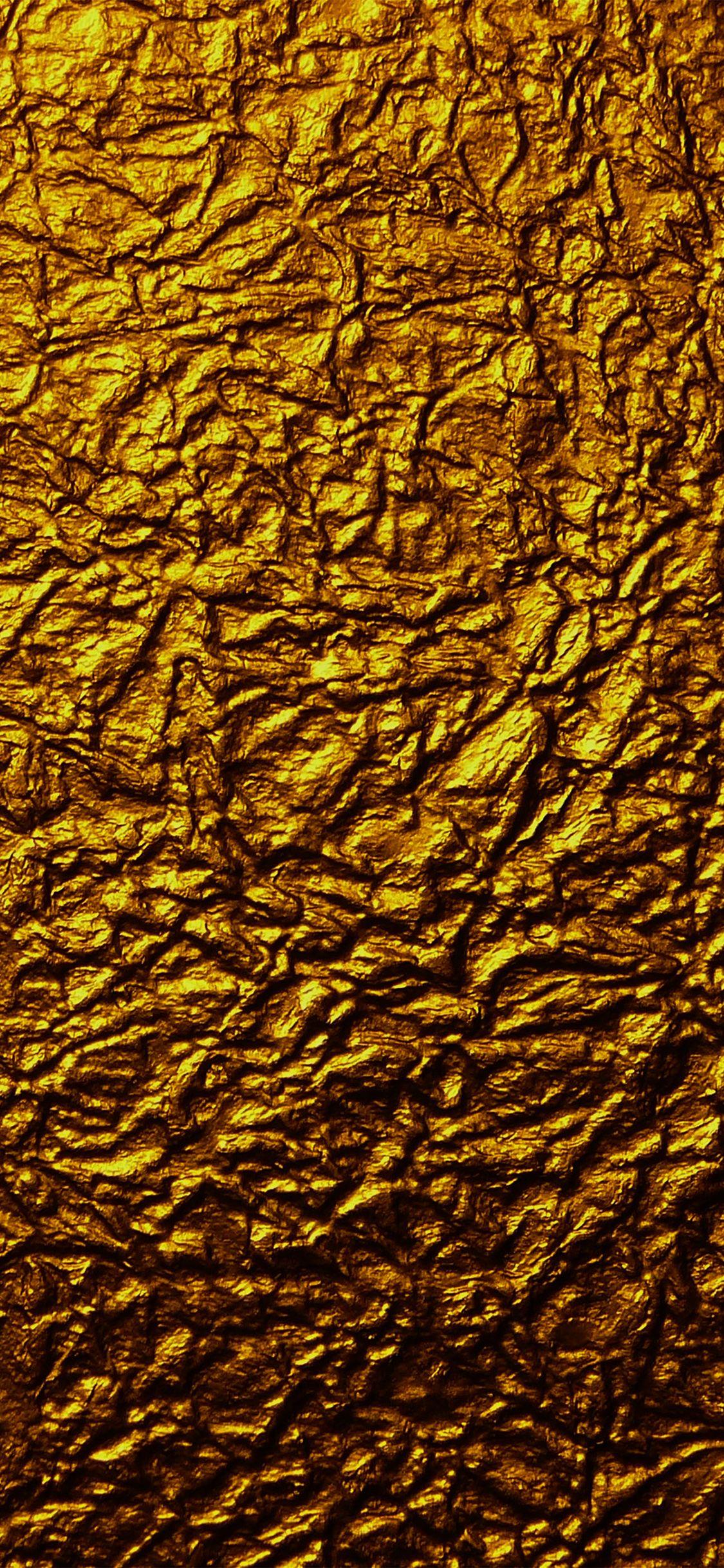 1125x2436 Texture Gold Foil Pattern Wallpaper