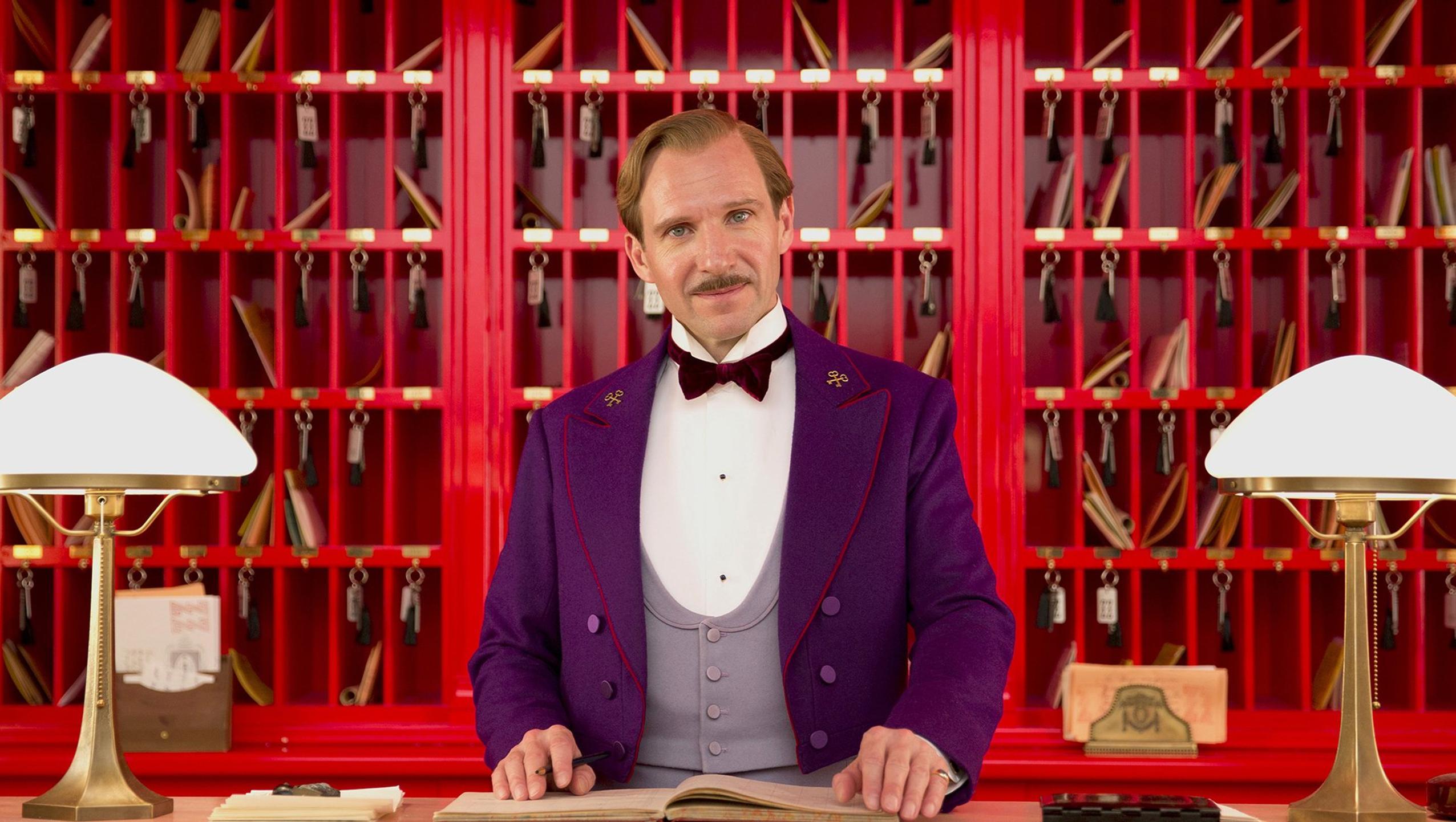 2552x1442 The Grand Budapest Hotel (2014) Desktop Wallpaper