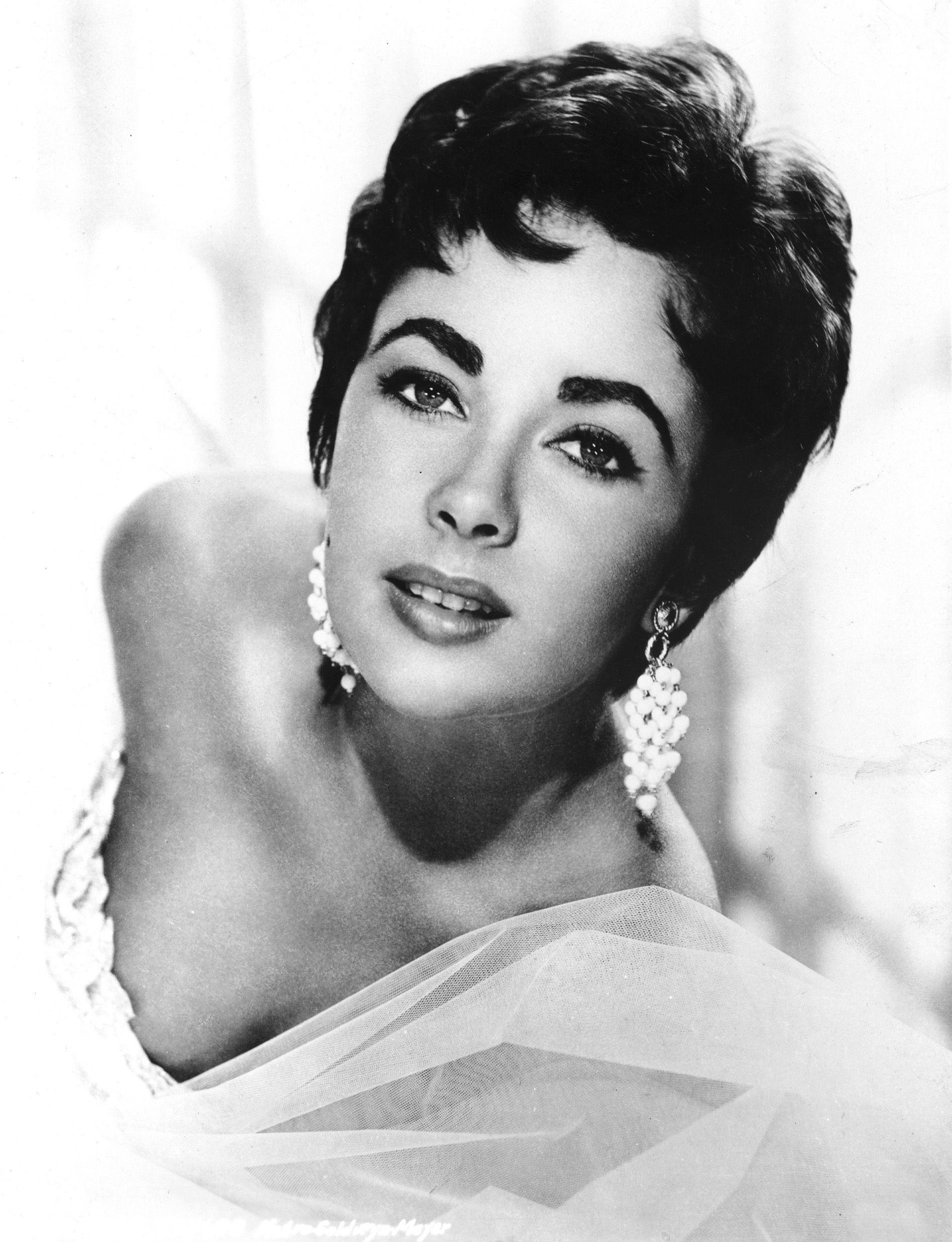 1896x2474 Elizabeth Taylor wallpaper
