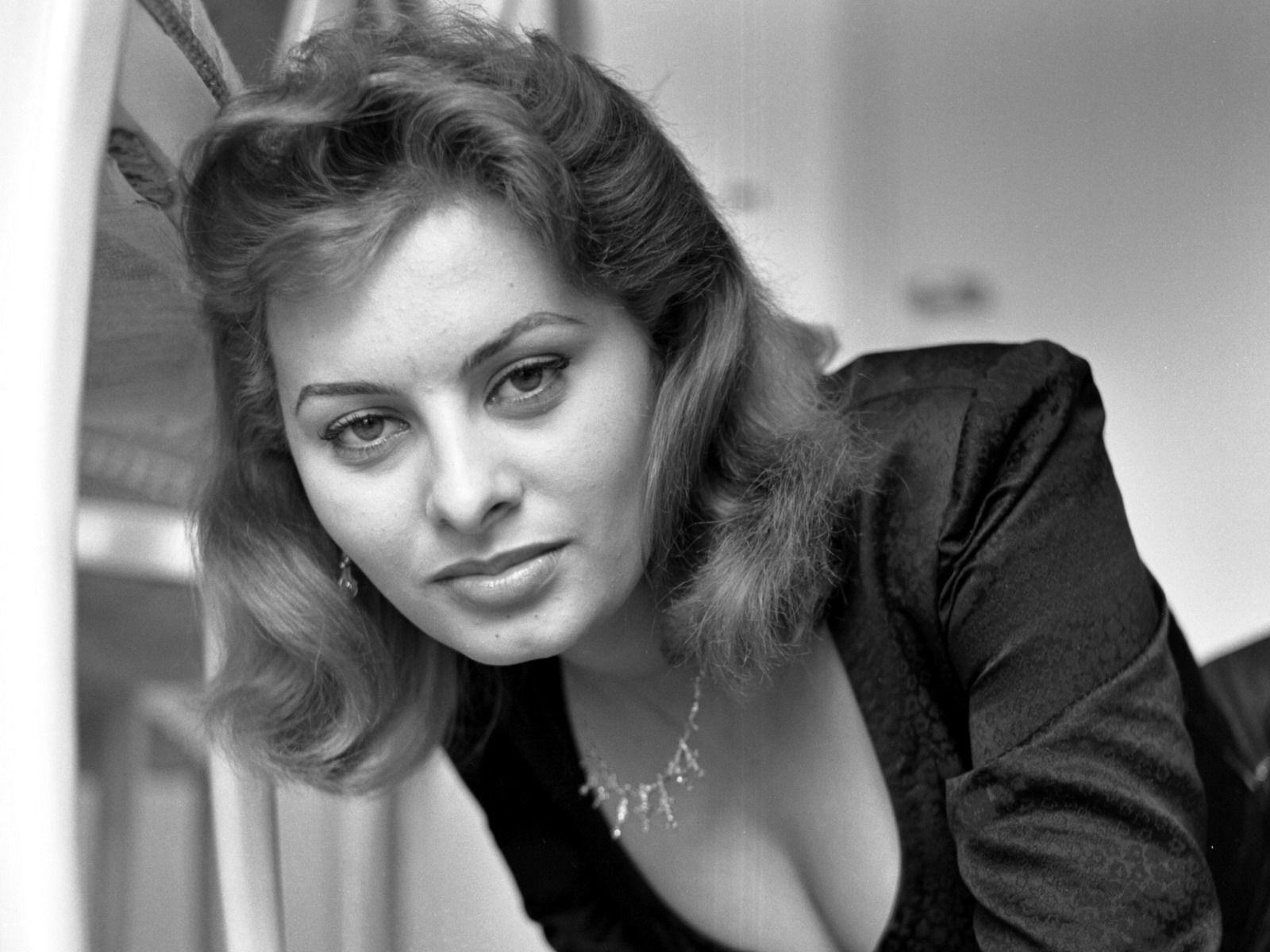 1600x1200 Sophia Loren wallpaperx1200