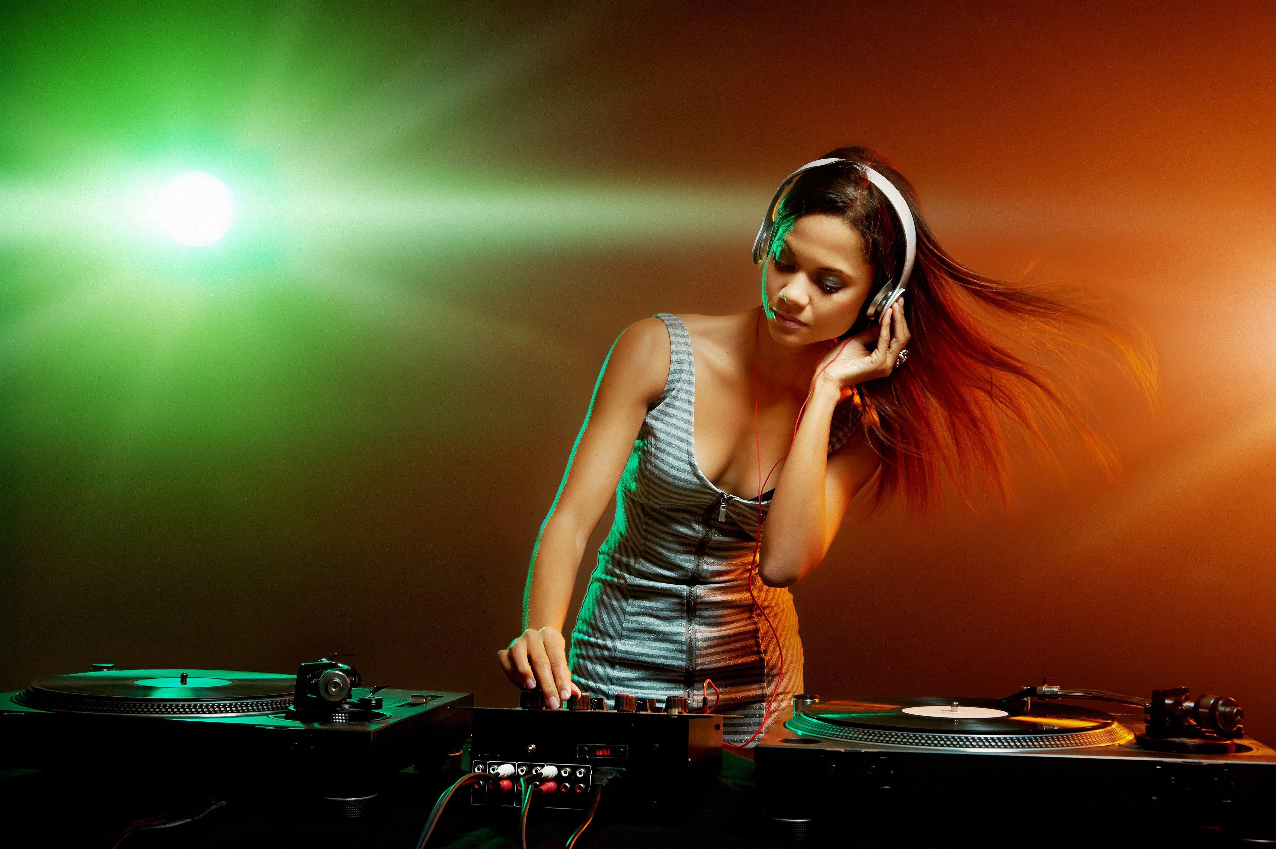 FREE 19+ Dj Wallpapers in PSD | Vector EPS