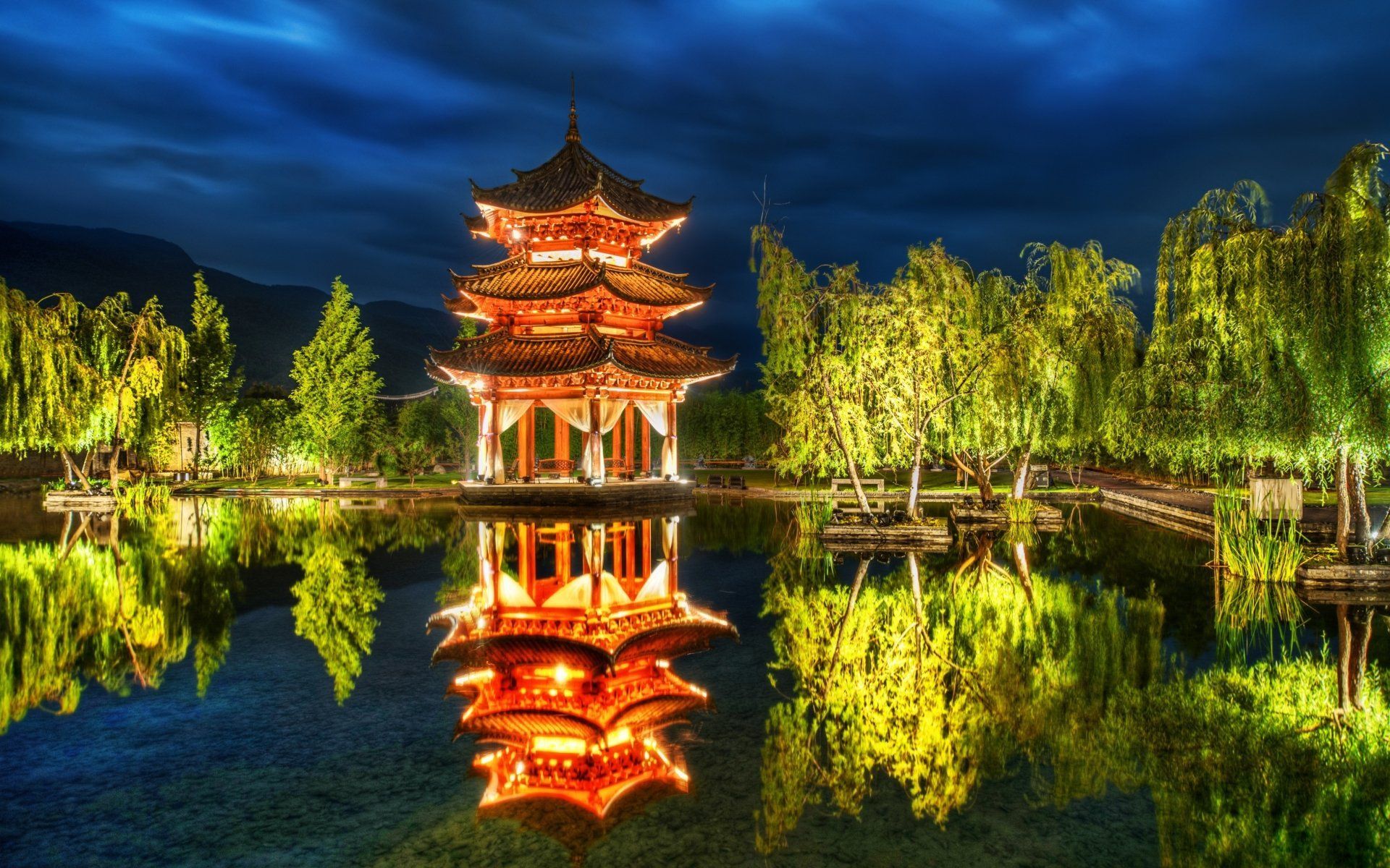 1920x1200 Lijiang Pagoda Reflections: Serene 4K Ultra HD Park Pond