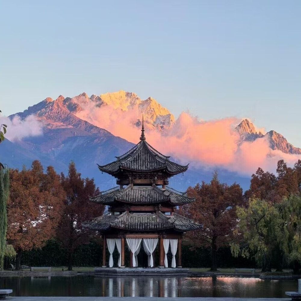 1000x1000 Lijiang Luxury and 5 Star Hotels and Resorts