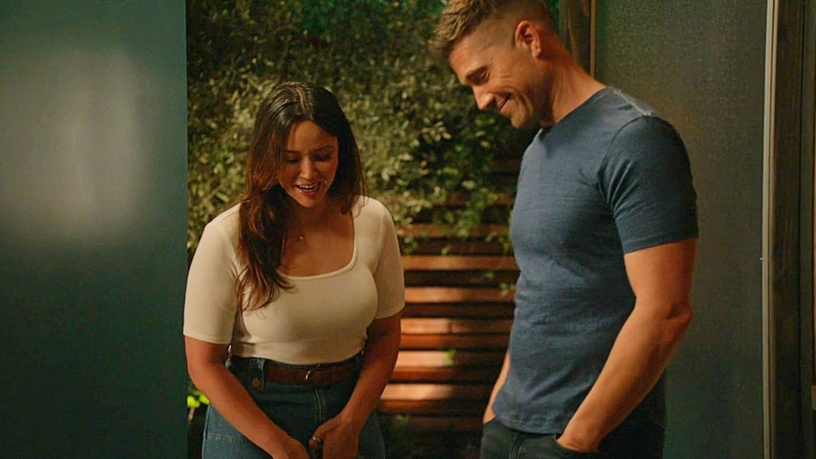 1600x900 The Rookie' Star Reveals Why Lucy Wore Tim's Necklace in the Valentine's Day Episode