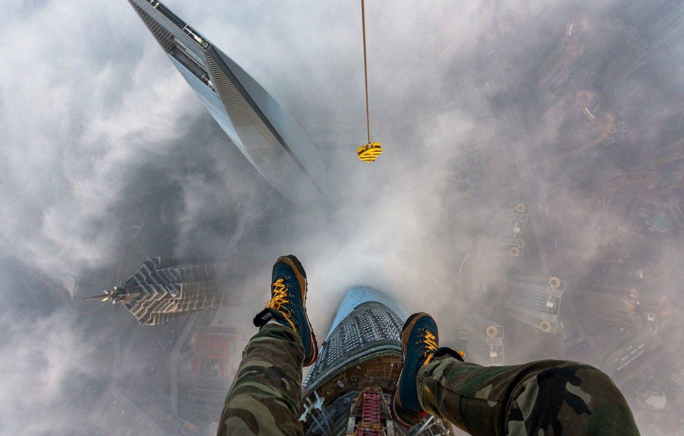 1332x850 Wallpaper clouds, height, skyscraper, the, On top of the Shanghai