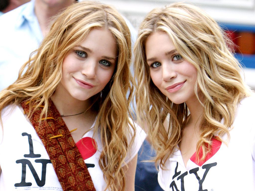 1024x768 Mary Kate And Ashley Olsen's Hair Evolution