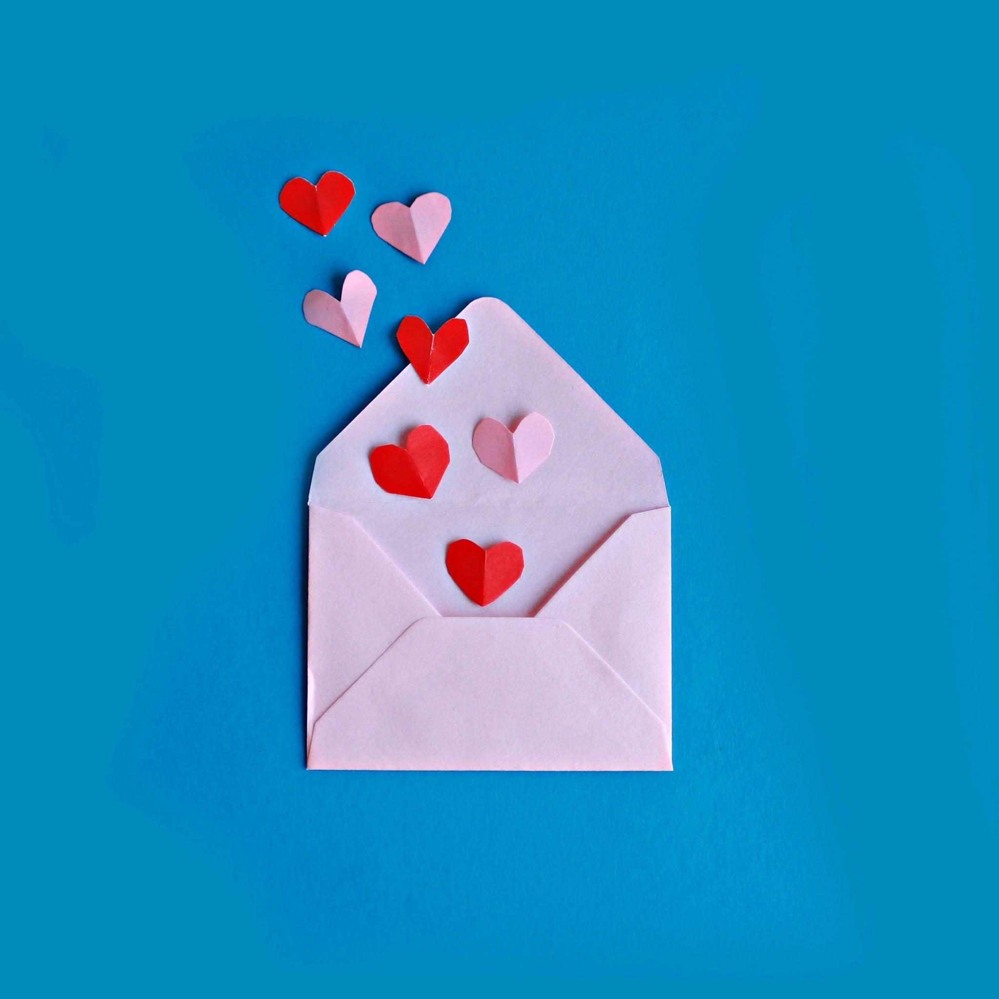 2048x2048 The Cutest Valentine's Day Wallpaper For Your Phone