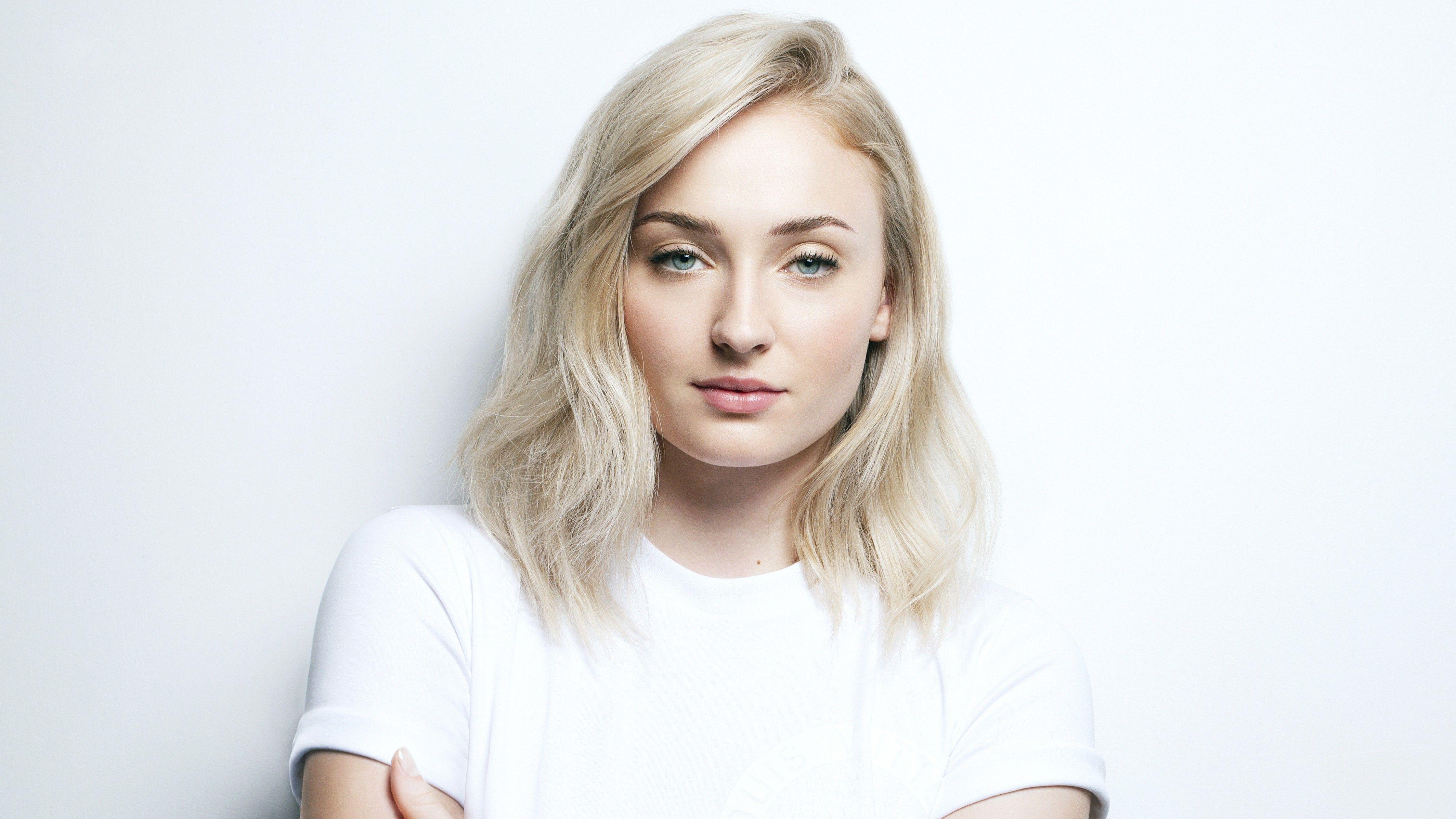 4256x2394 Sophie Turner English Actress 4k Wallpaper Turner