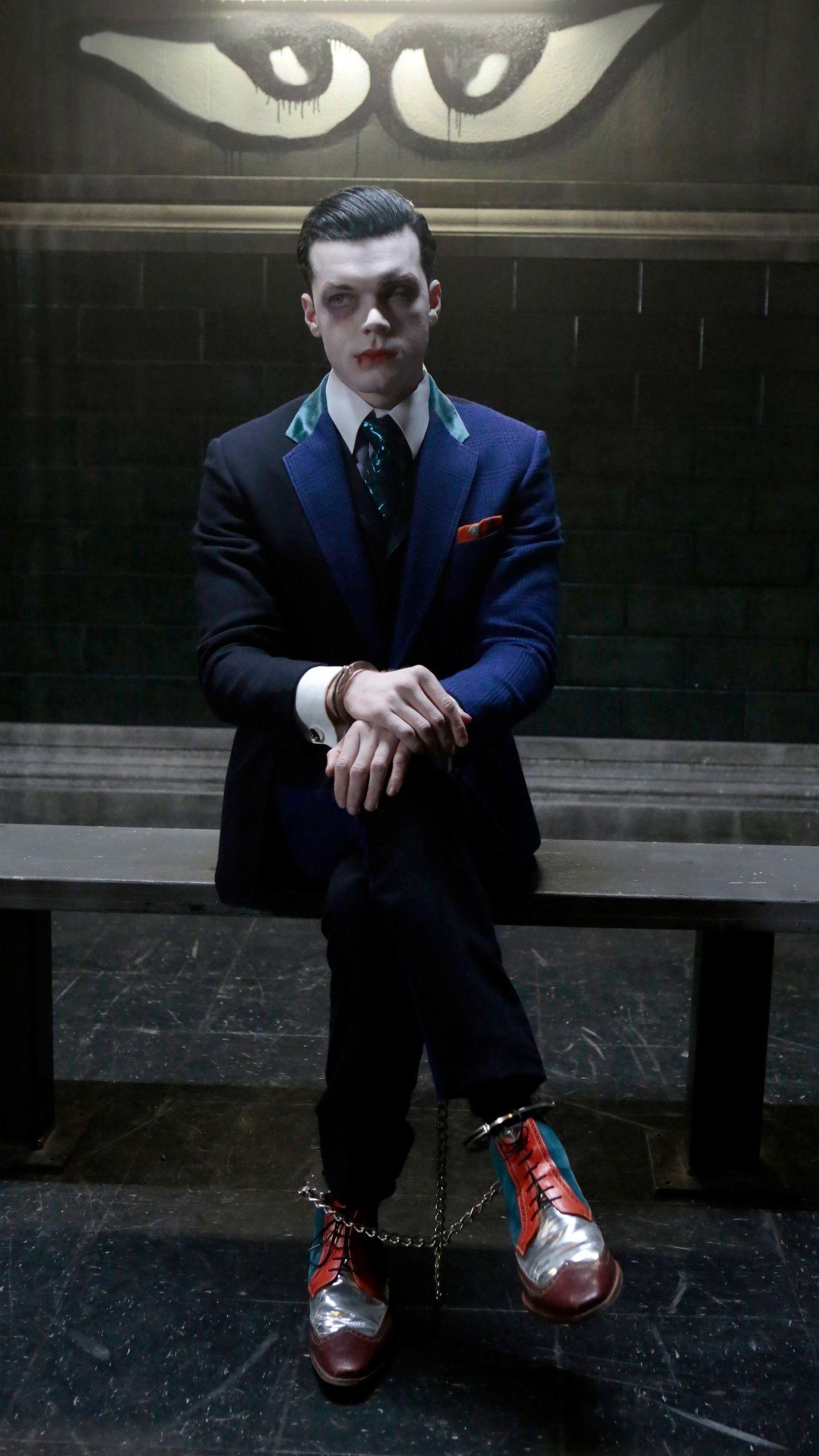 1440x2560 Cameron Monaghan AS Joker in Gotham TV Show HD Wallpaper