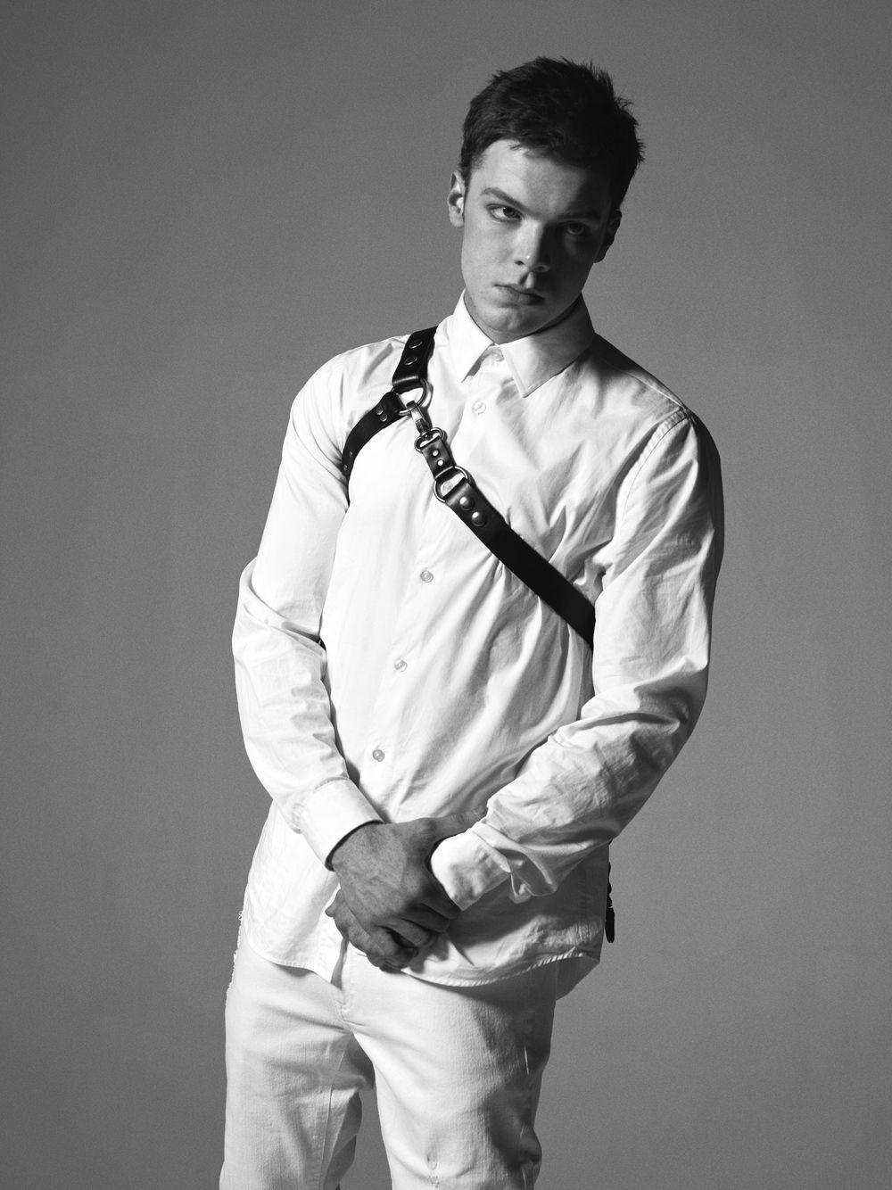 1000x1334 Cameron Monaghan