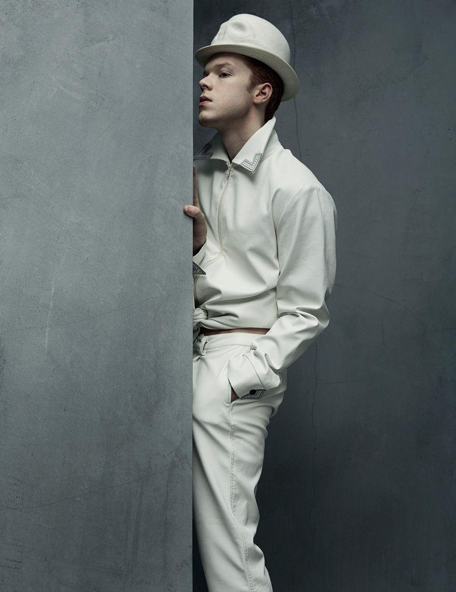 924x1200 Schön! Magazine: Cameron Monaghan