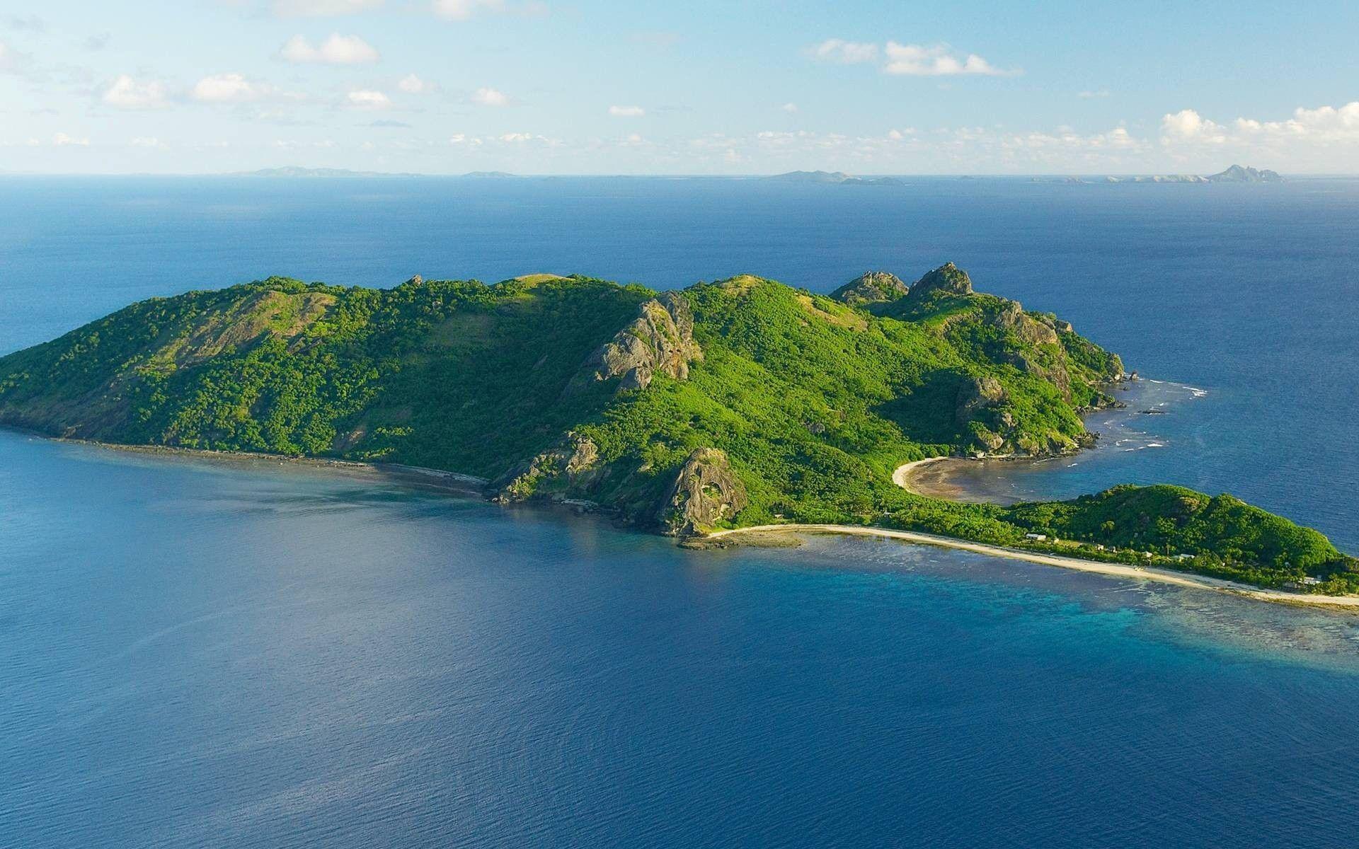 1920x1200 Beautiful Green Island HD Wallpaper