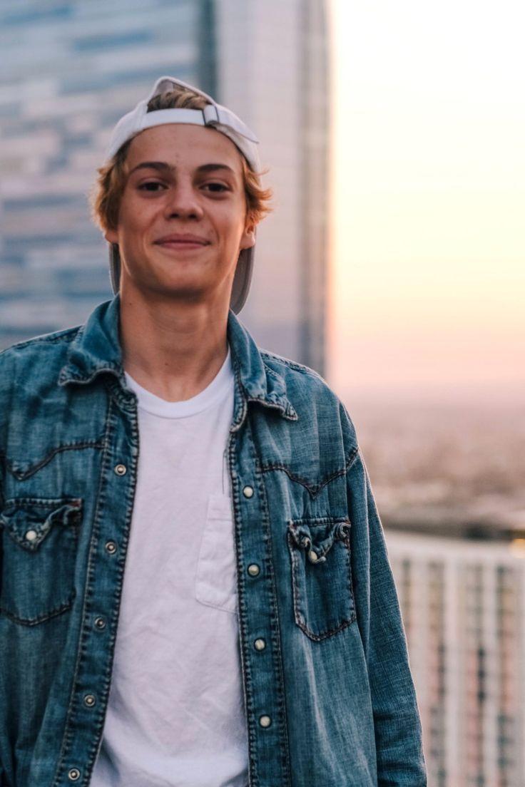736x1104 Jace Norman Wallpaper