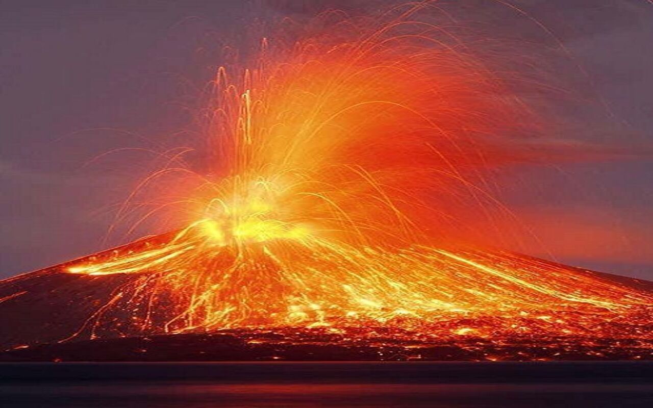 1280x800 violent volcanic eruption wallpaper