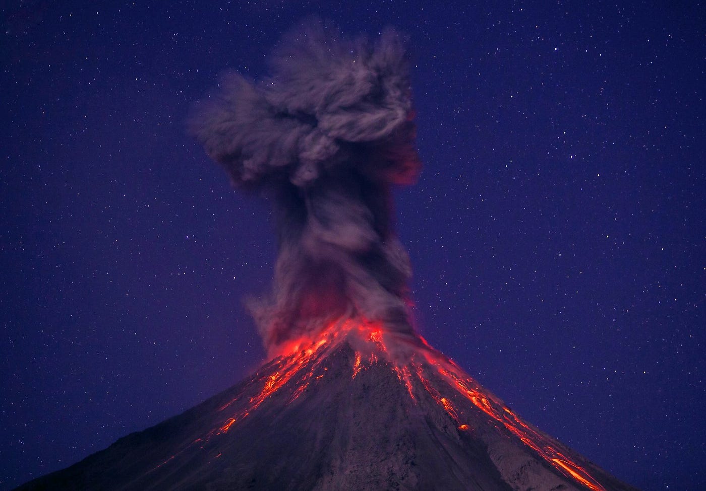 1400x975 An Unforgettable Time Lapse Volcano. By Ethan Siegel. Starts With A Bang!
