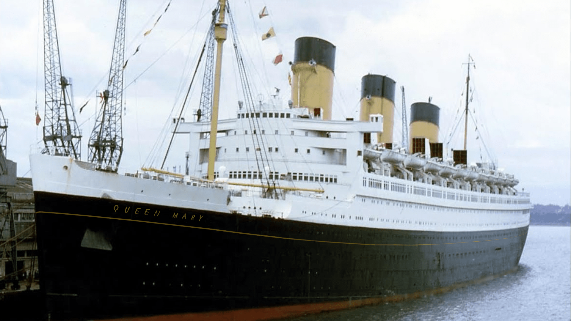 1920x1080 Someone asked what the Queen Mary would look like with White Star Line colours so I made this