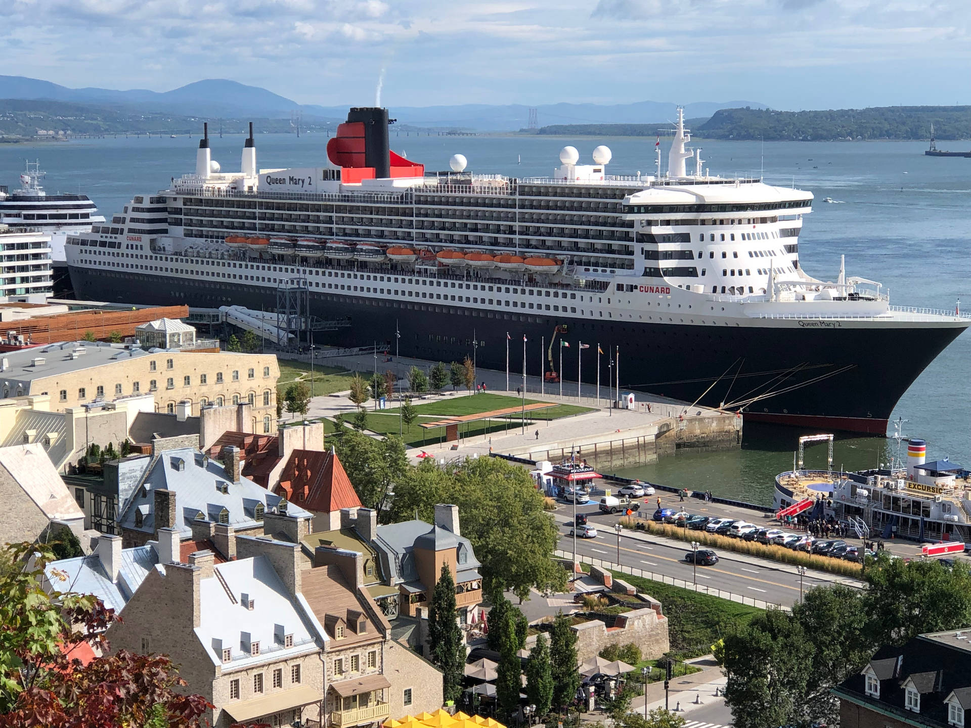 1920x1440 Download Queen Mary 2 Cruise Ship Wallpaper