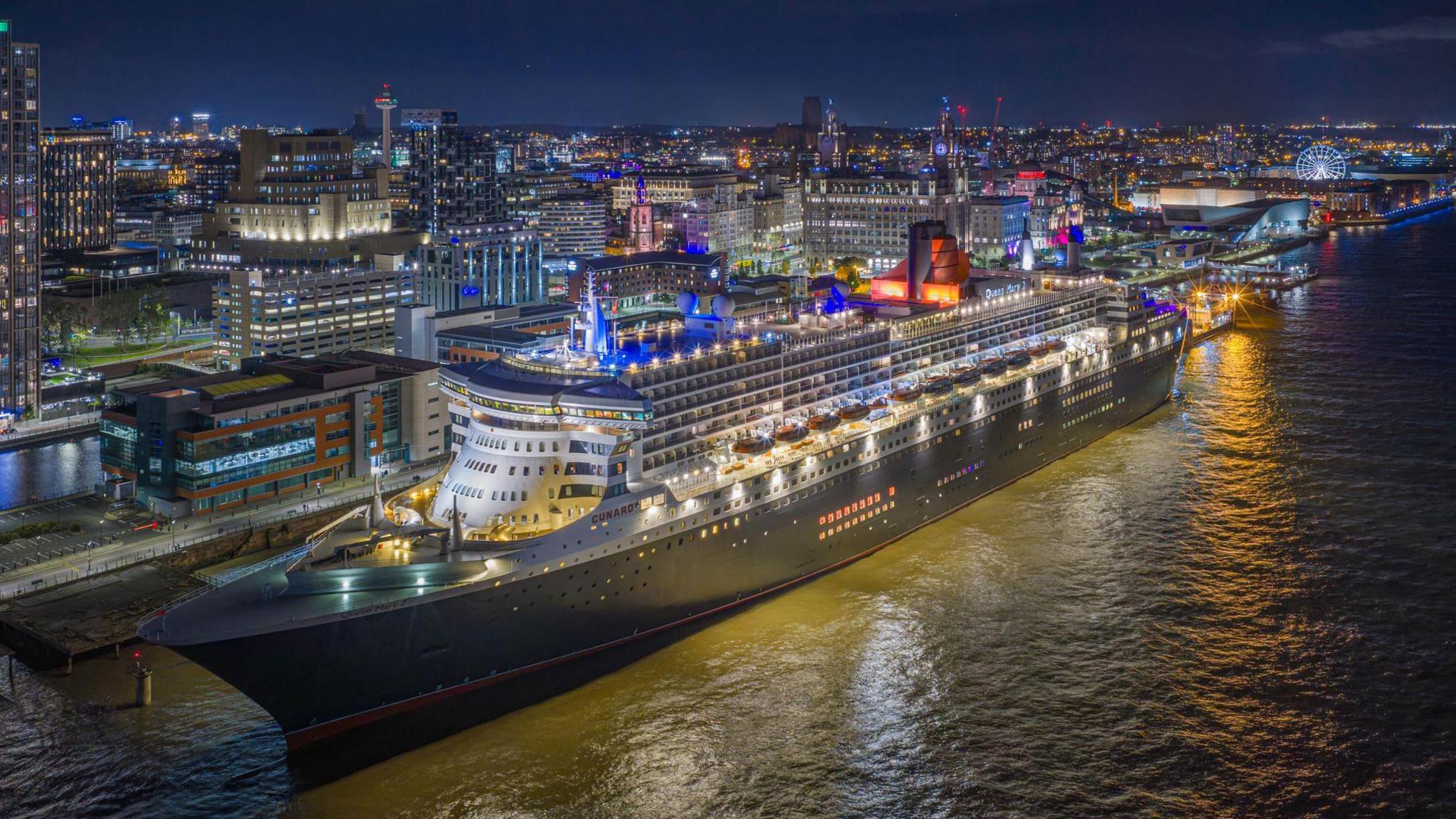 2048x1152 Queen Mary 2 ocean liner arrives in Liverpool