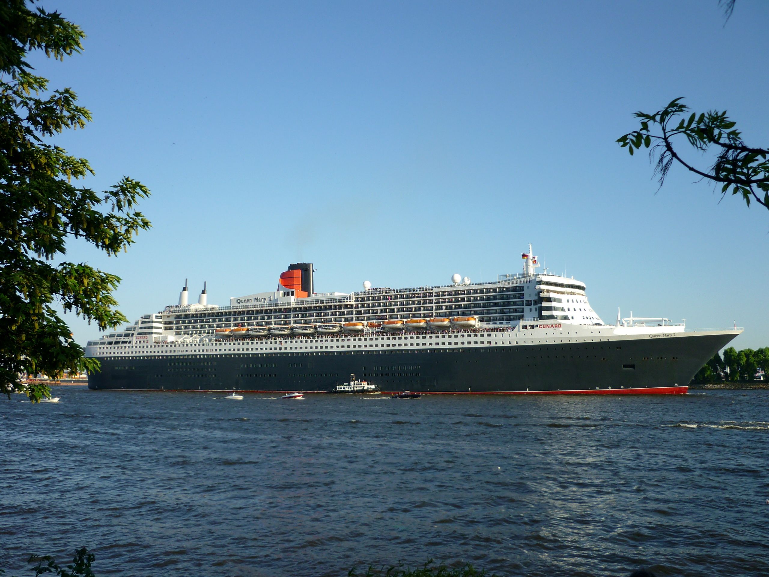 2560x1920 Free Rms Queen Mary 2 4K Wallpaper & Desktop HD Background for PC