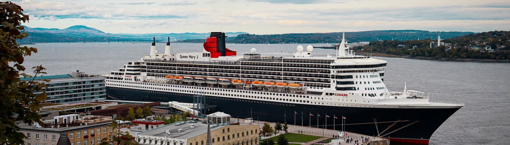 1680x480 Queen Mary 2 City • Image • WallpaperFusion by Binary Fortress Software