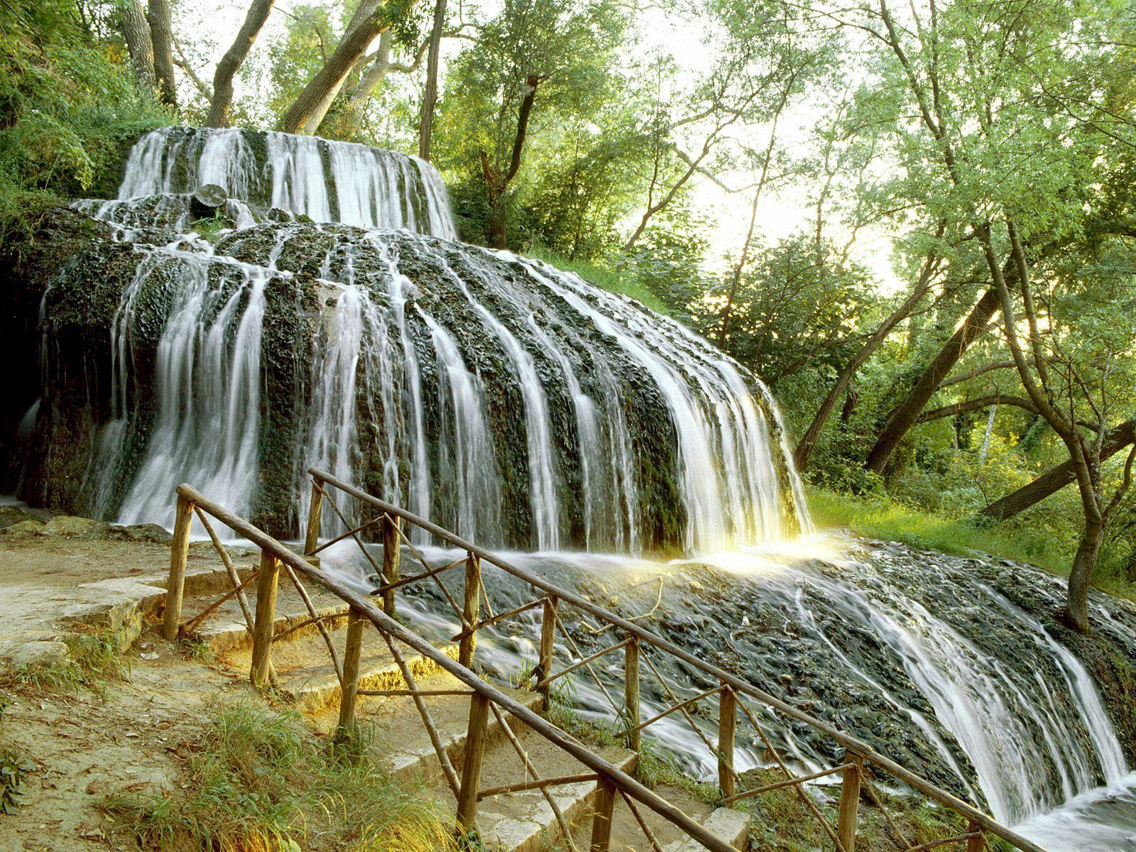 1600x1200 Monasterio de Piedra, la historia y la fuerza interior
