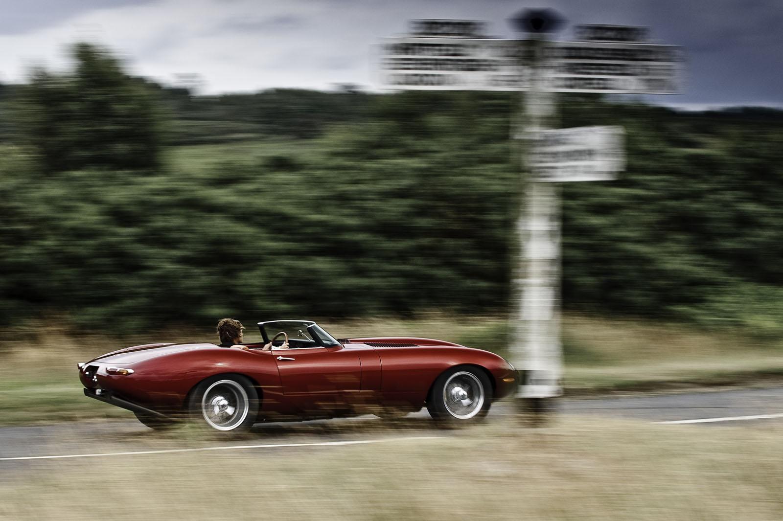 1600x1065 Jaguar E Type Speedster Lightweight Wallpaper Power Girl