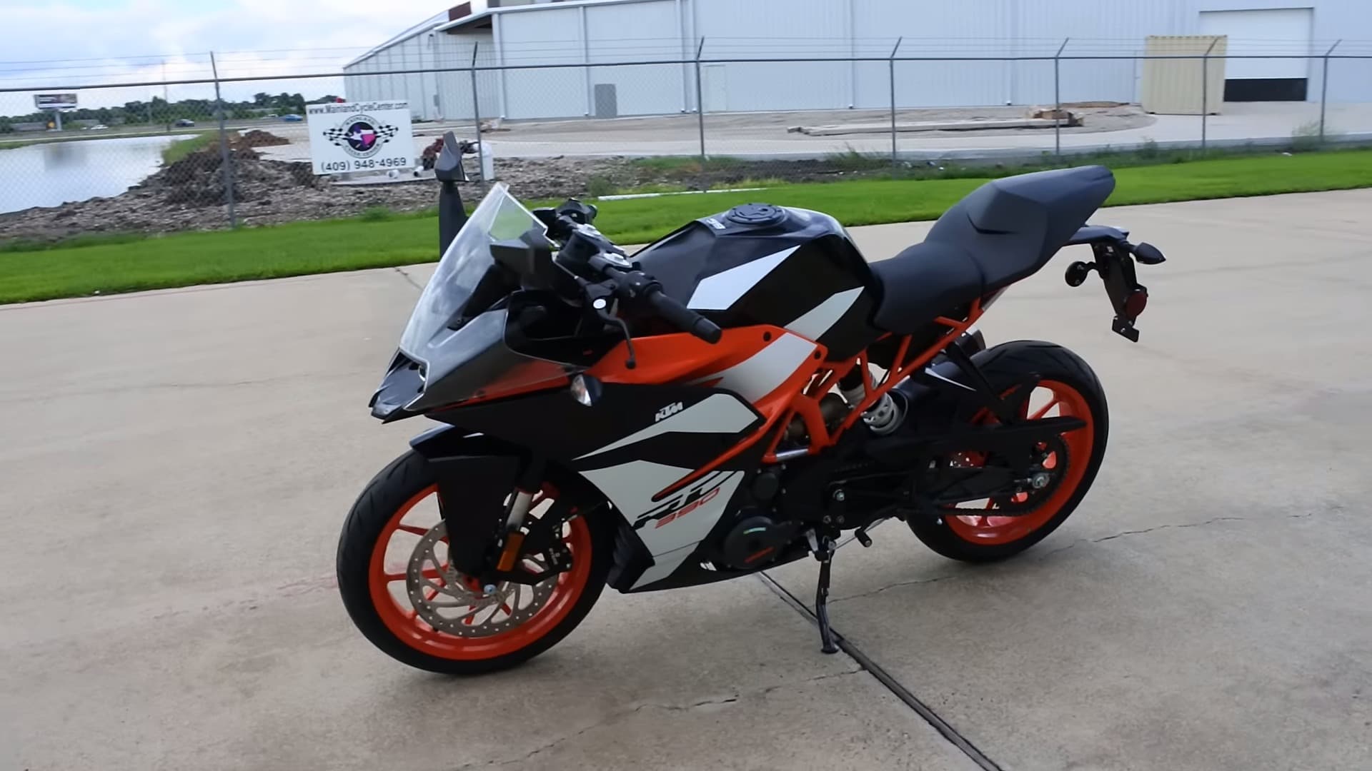 1920x1080 Ktm Rc 390 Wallpaper