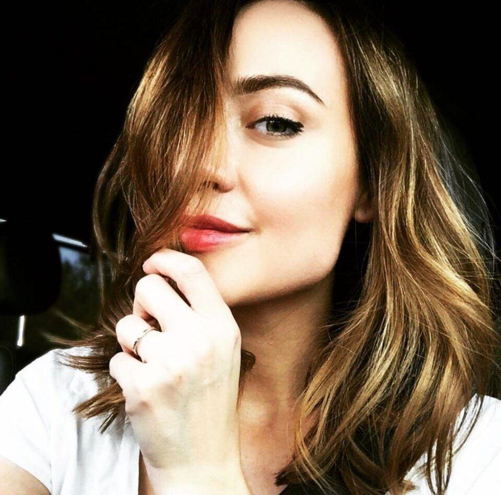 Hot courtney ford Courtney Ford: