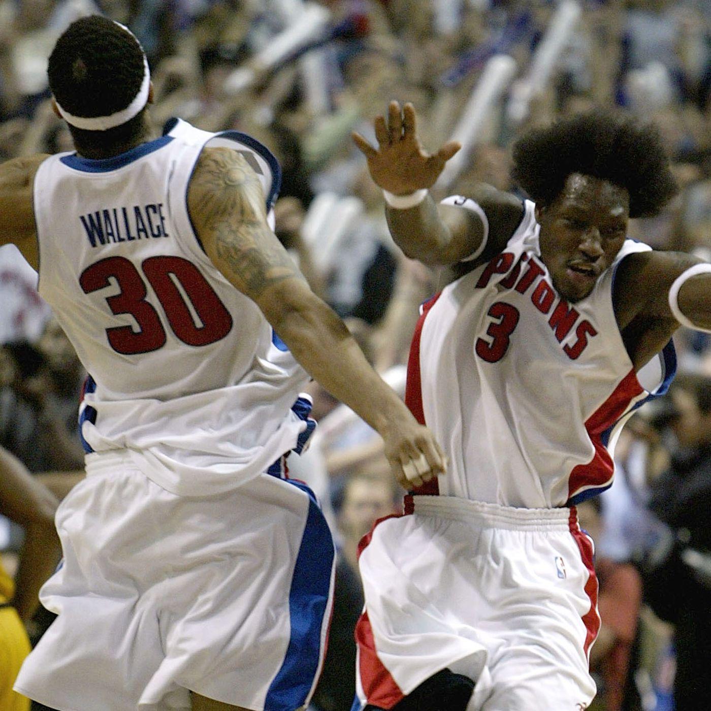 Ben wallace detroit pistons blocks hires stock photography and images   Alamy