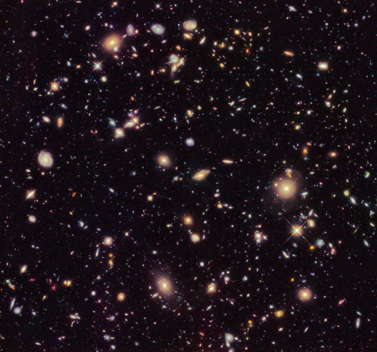 1200x1120 Cosmic Photo from the Hubble Space Telescope's Ultra Deep