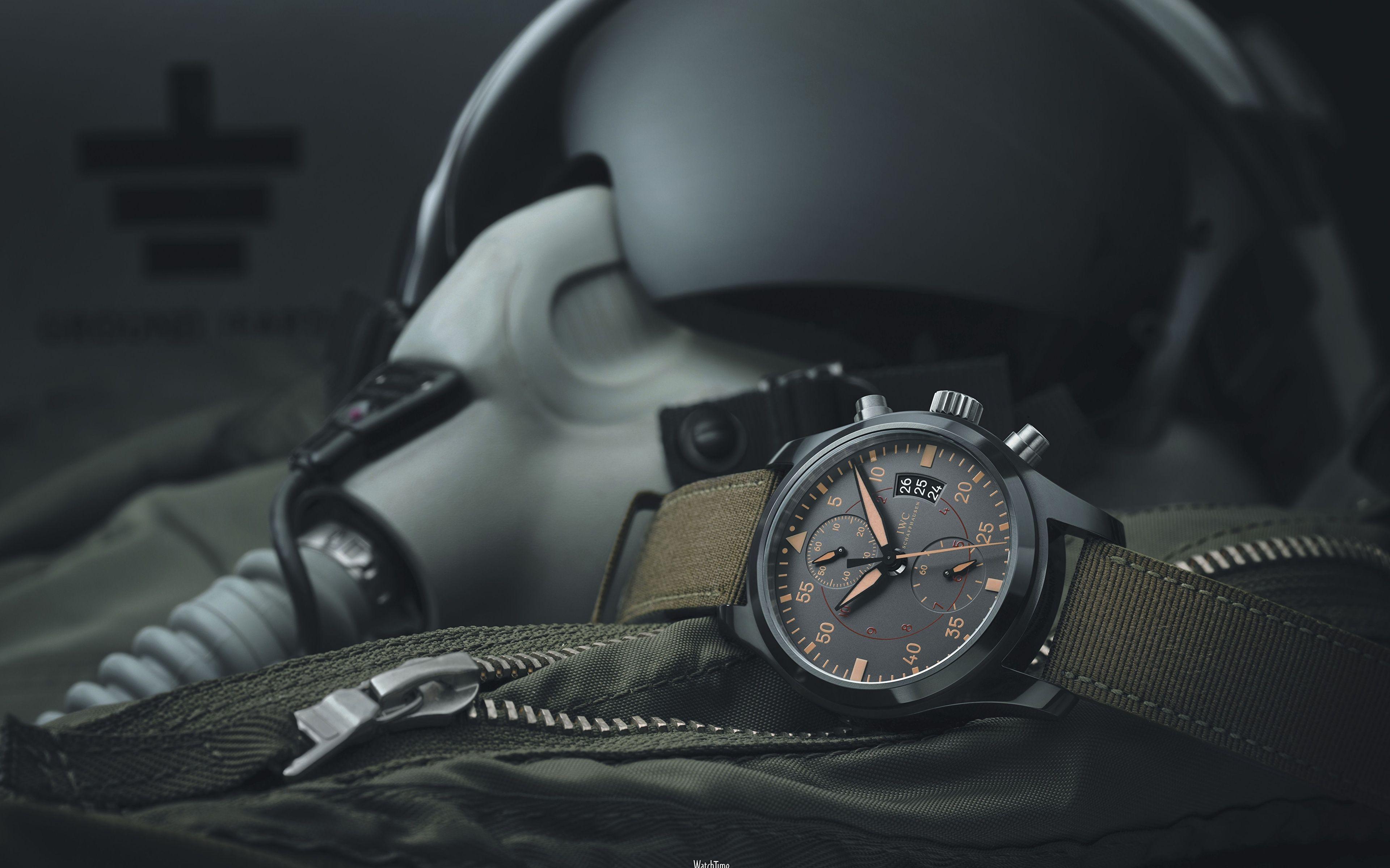 3840x2400 Desktop Wallpaper Helmet Clock Closeup military 3840x2400