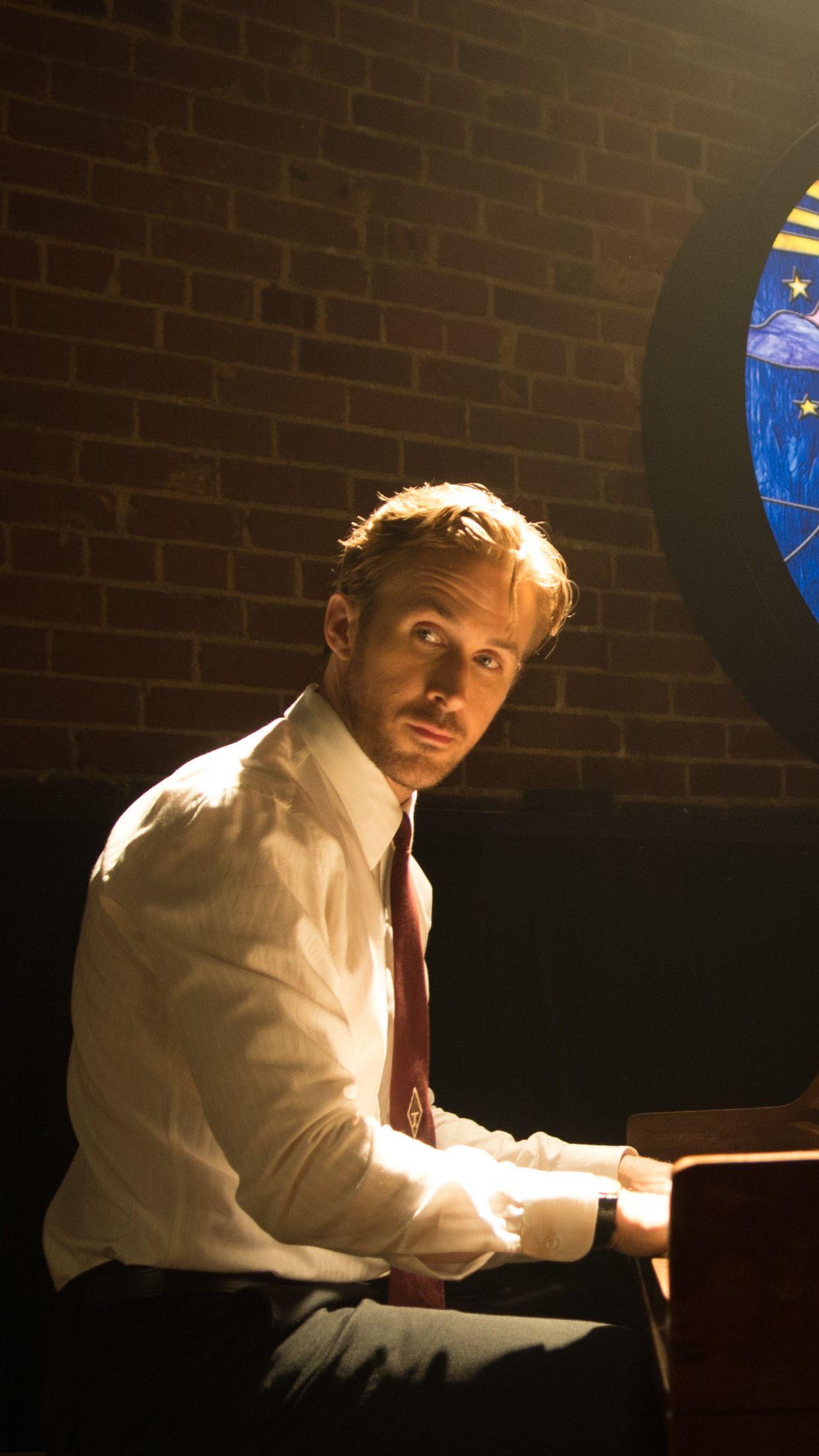 1242x2208 La La Land : Sebastian Playing Piano Wallpaper for iPhone X, 7