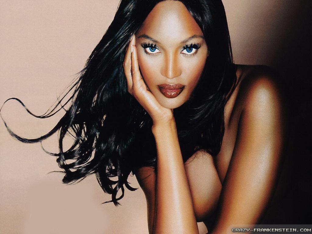 1024x768 Naomi Campbell Pretty Eyes Wallpaper 1024x768