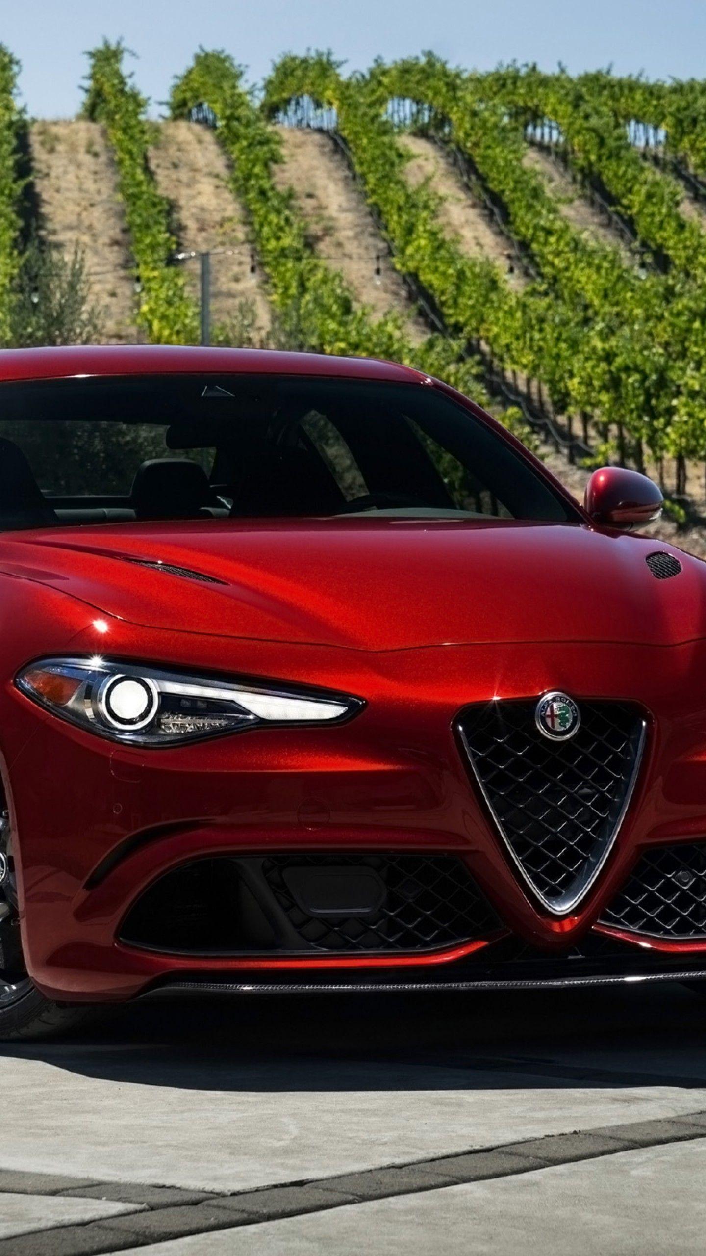 1440x2560 Alfa Romeo Giulia Quadrifoglio Wallpaper iPhone