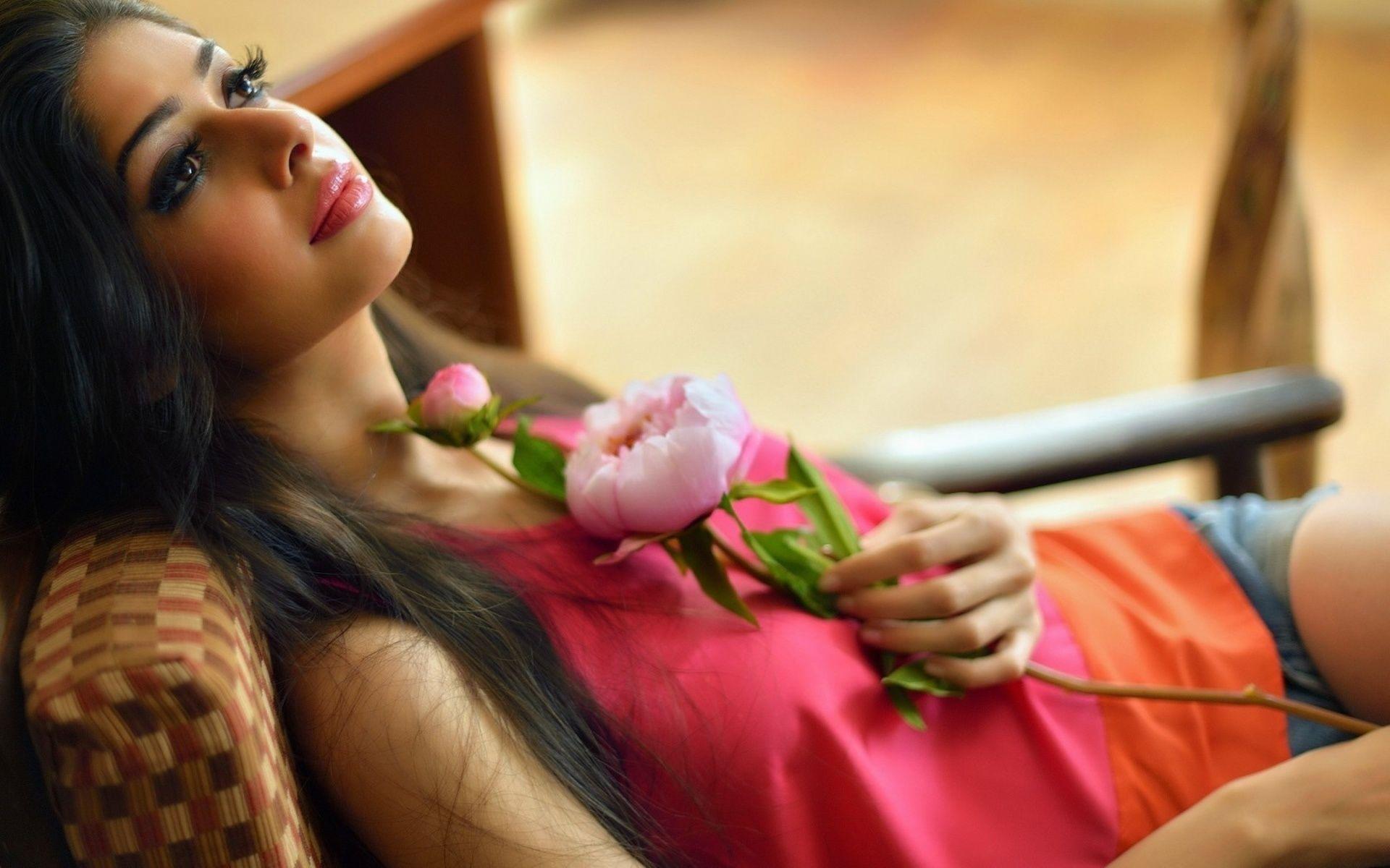 1920x1200 Beautiful Cute Girl Wallpaper Girl With Rose, HD Wallpaper