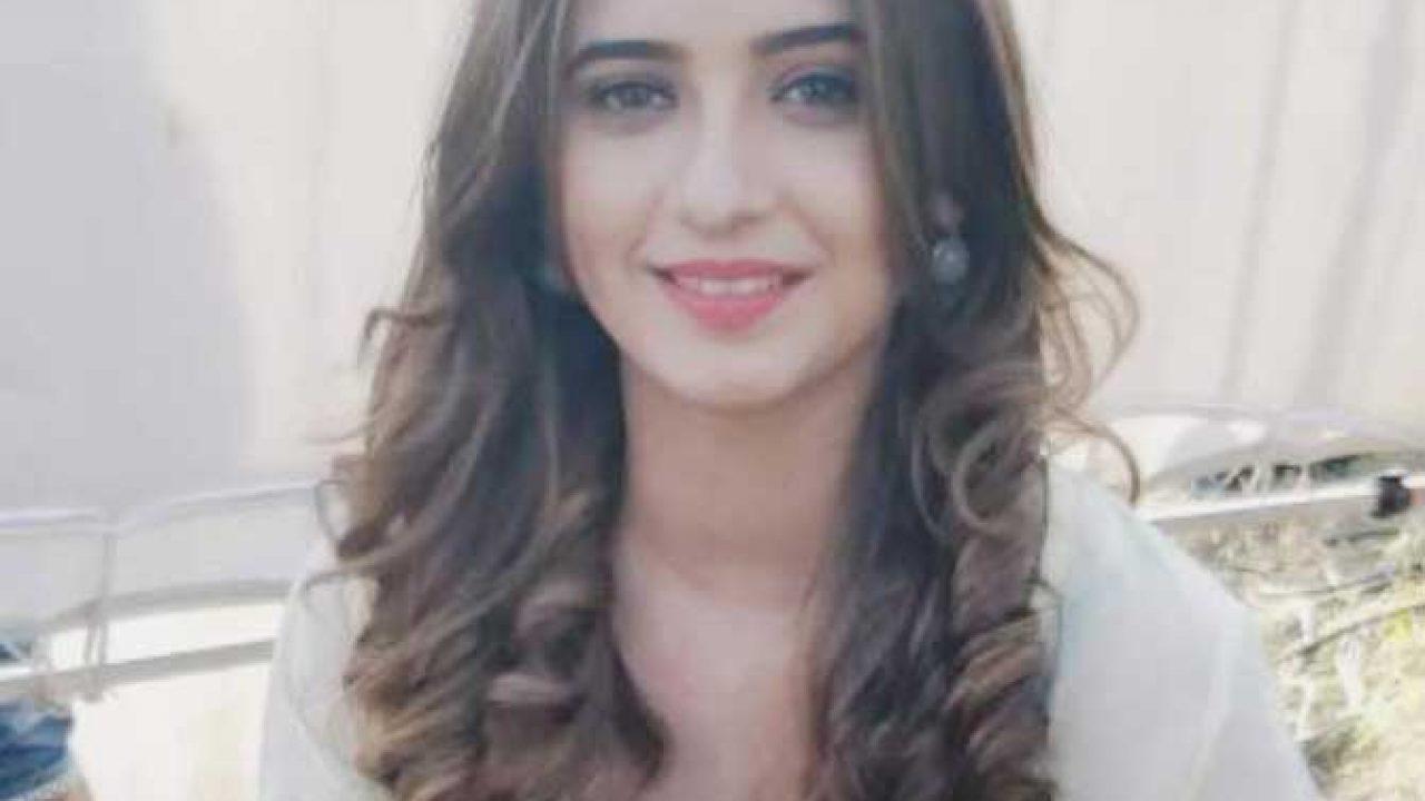 1280x720 Shivani Surve wiki, Biography, Affairs, Husband, Image, Height
