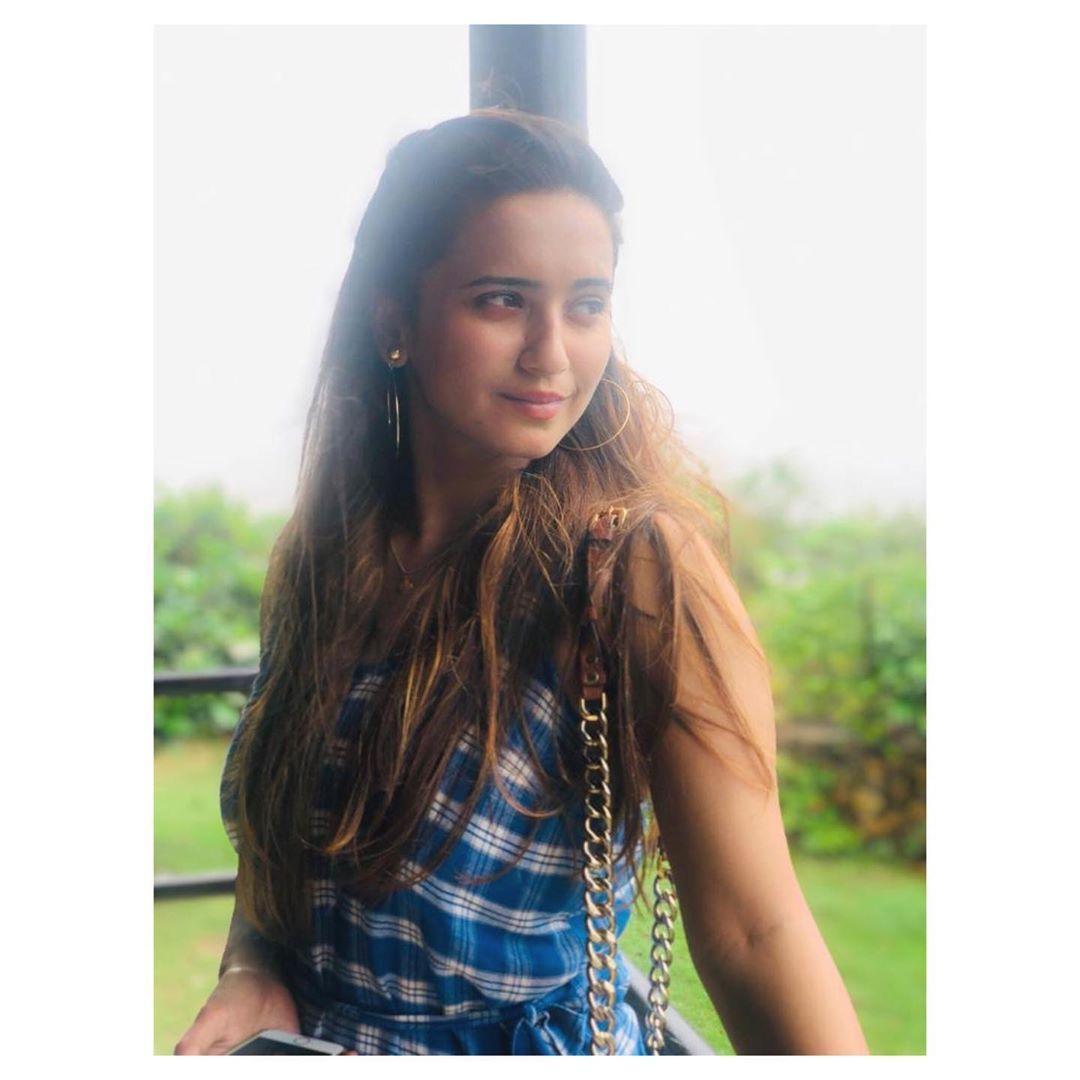 1080x1080 Shivani Surve marathi actress 3