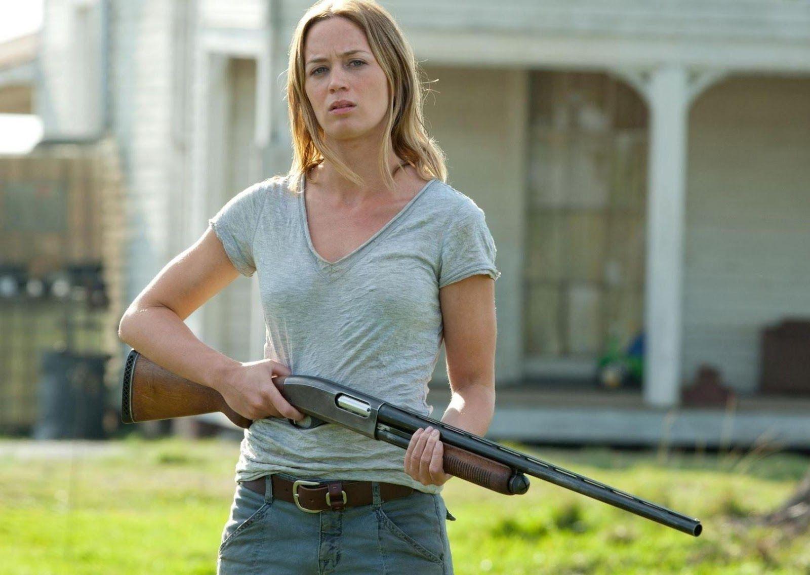 1600x1136 Hollywood Wallpaper: Emily Blunt In Sicario Wallpaper